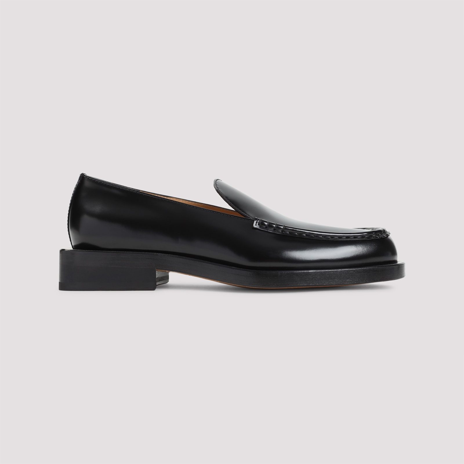 Jacquemus The Loafers Block Heal Shoes In Black