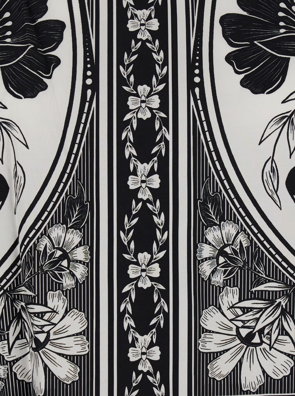 Shop Farm Rio Flower Leopard Black And White Blouse With Boat Neckline And All-over Floral Print In Cotton Woman In White/black