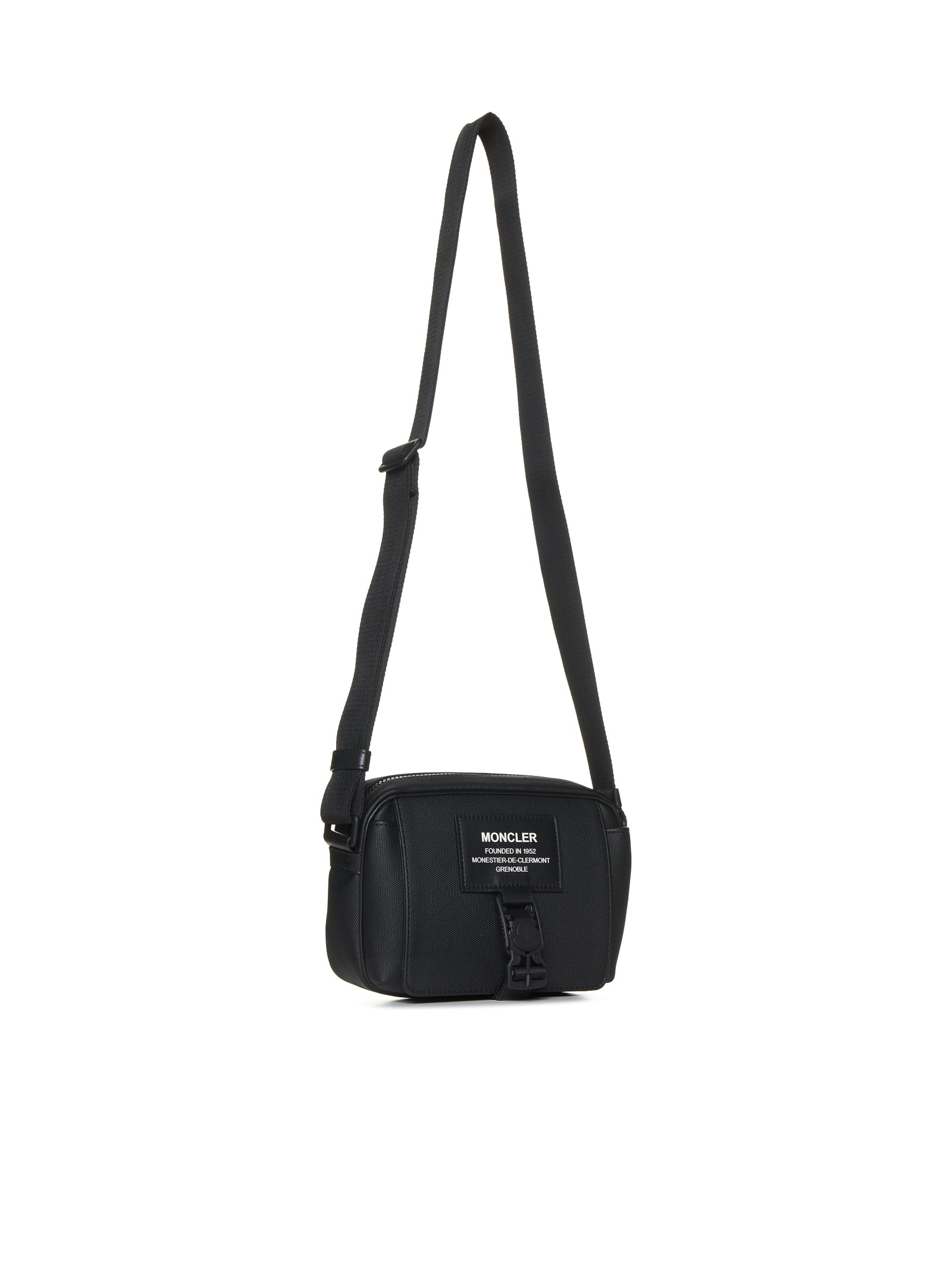 Shop Moncler Shoulder Bag In Nero
