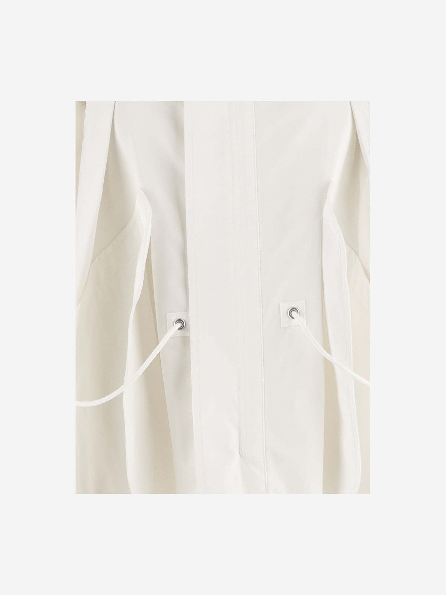 Shop Sacai Cotton Vest In White