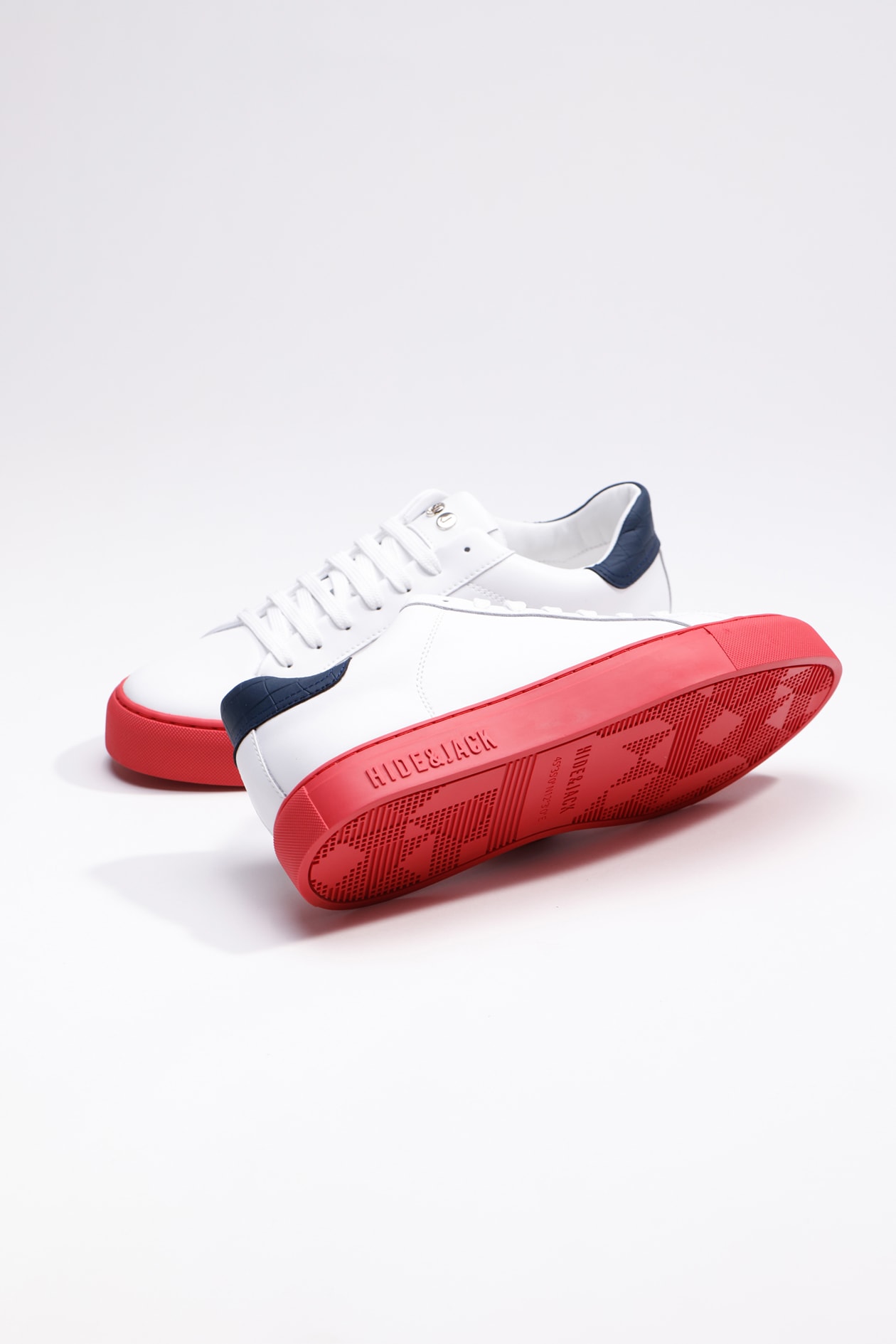 Shop Hide&amp;jack Low Top Sneaker - Essence Sky Blue Red