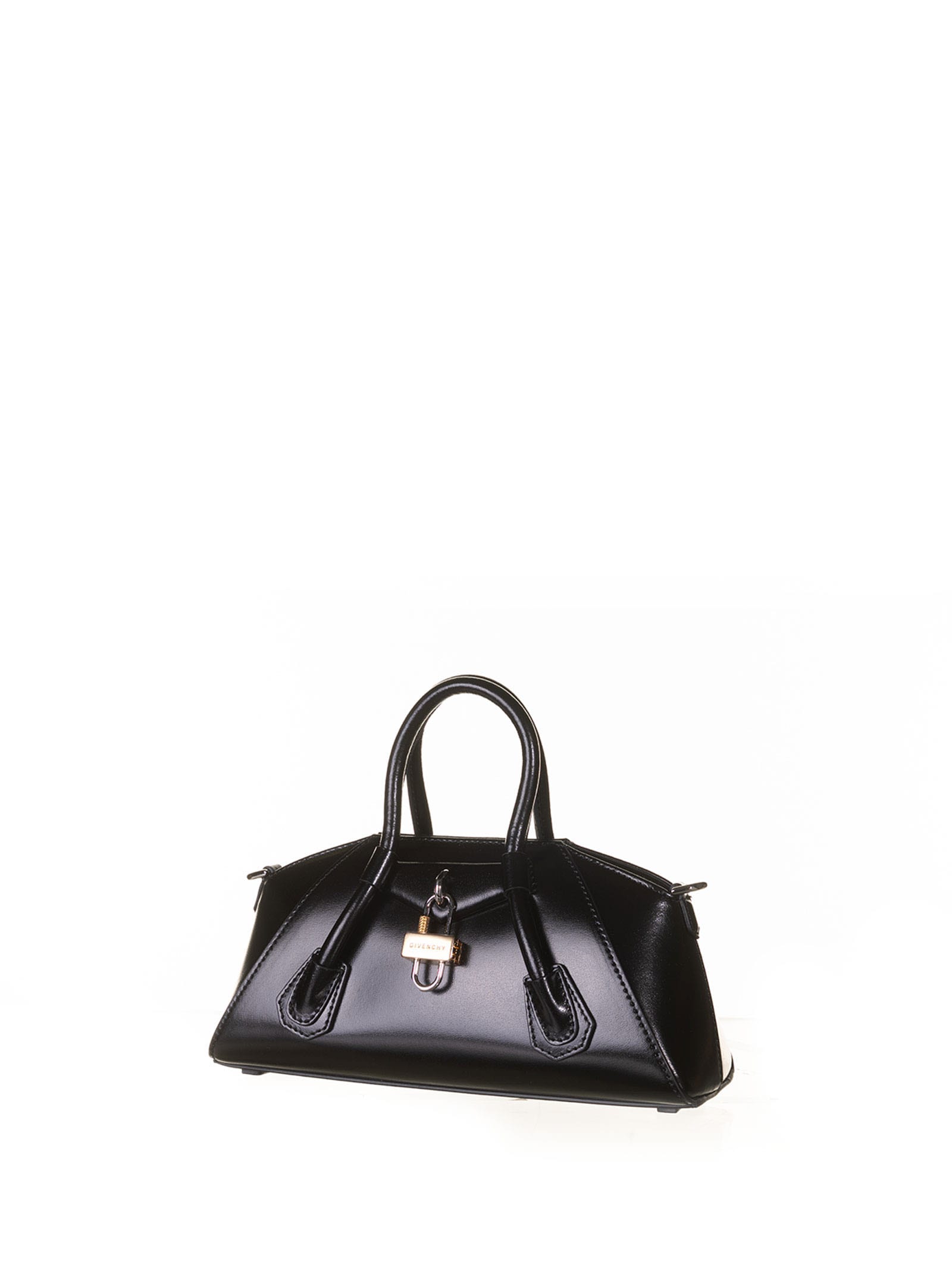 Vegan leather handbag Givenchy Black in Vegan leather - 24597537