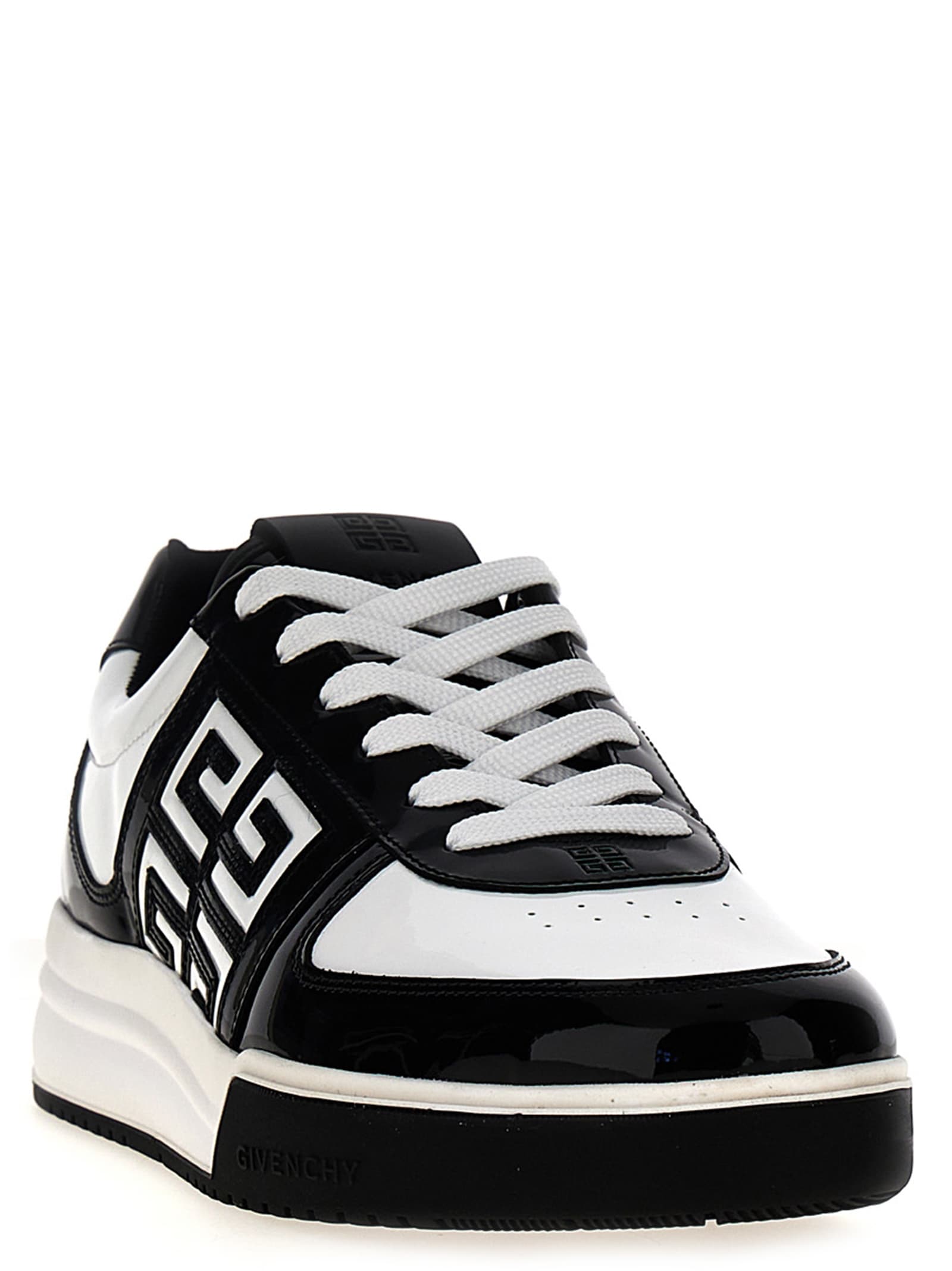 Shop Givenchy G4 Sneakers In Nero