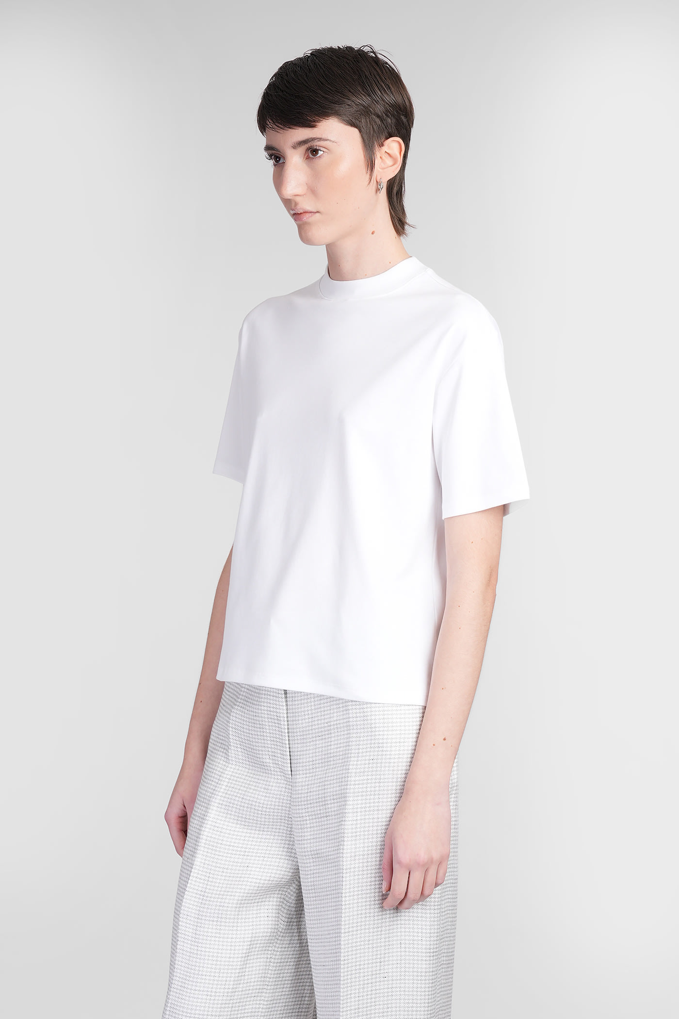 Theory 2 Nebulous Organic Cotton Tiny Tee In White