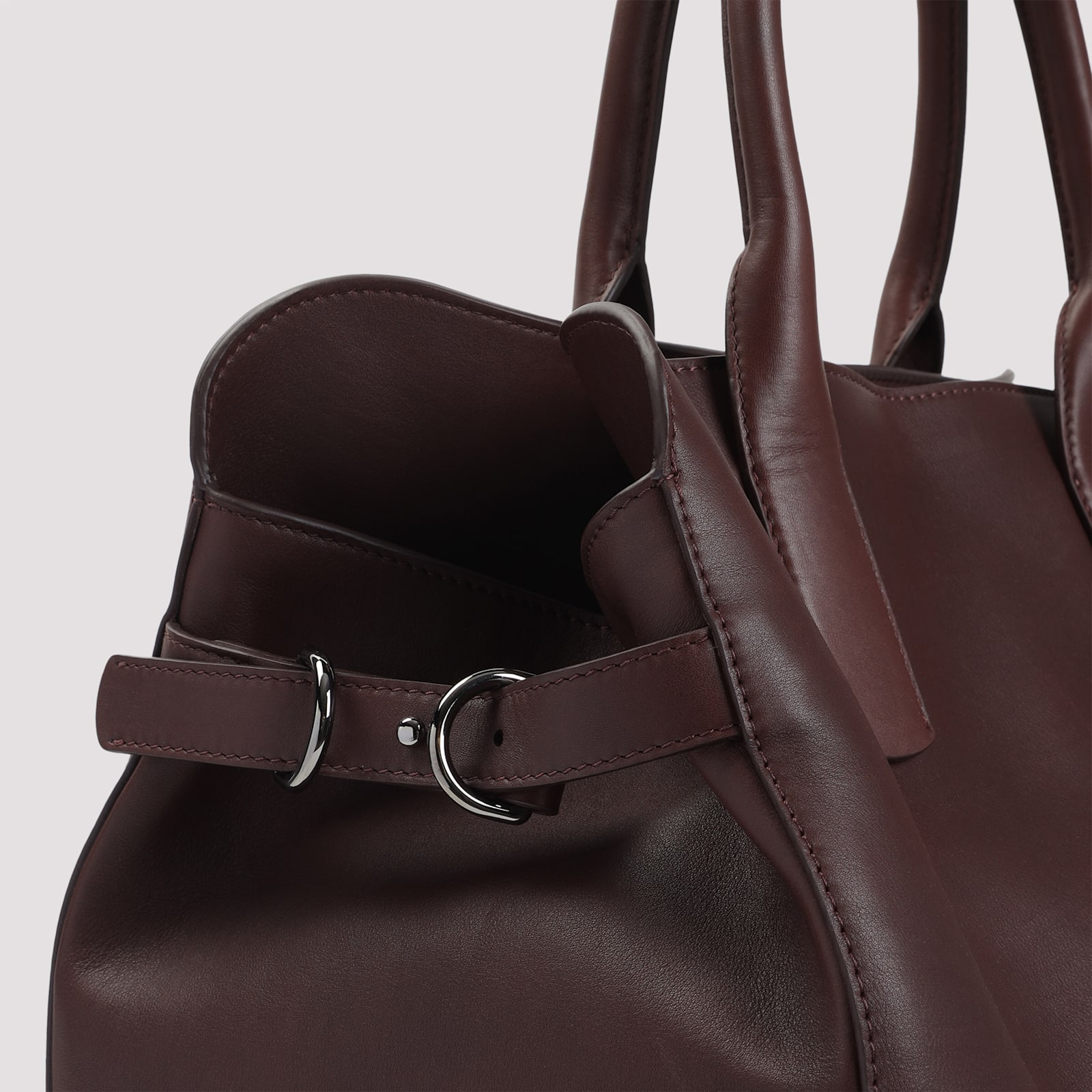Giorgio Armani Calf Leather Shoulder Bag In Red