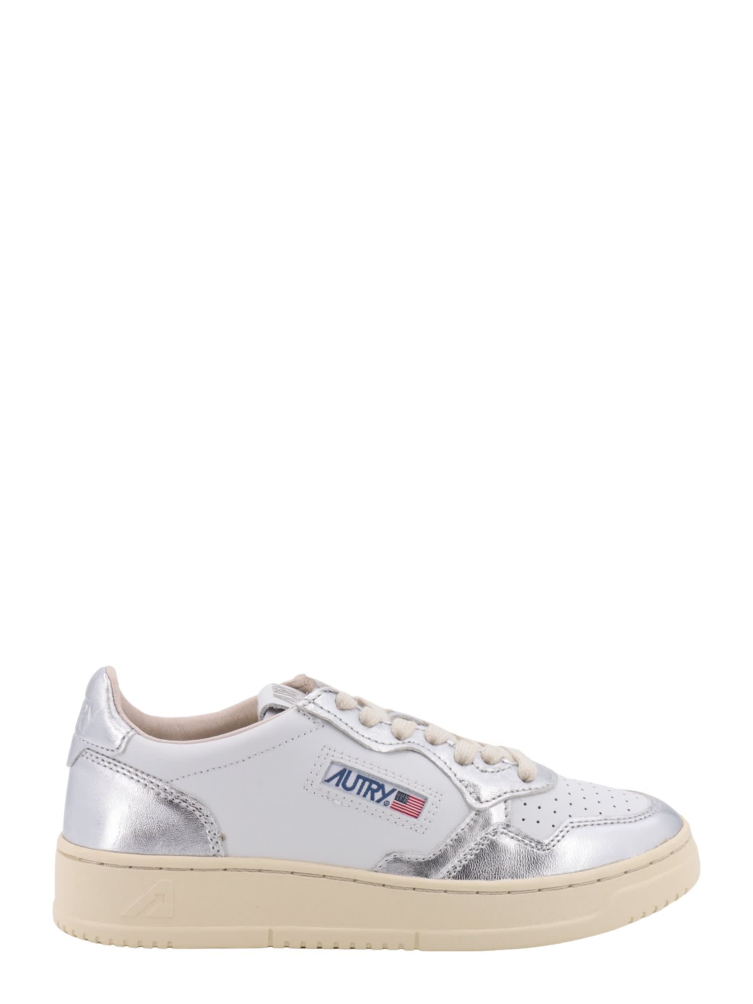 Autry Medalist Low Sneakers In White