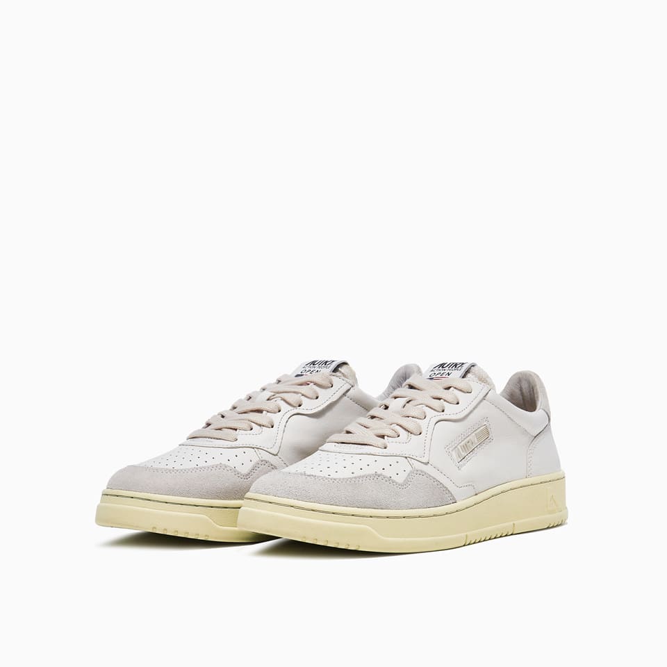 Autry Open Low Woman Sneakers In White