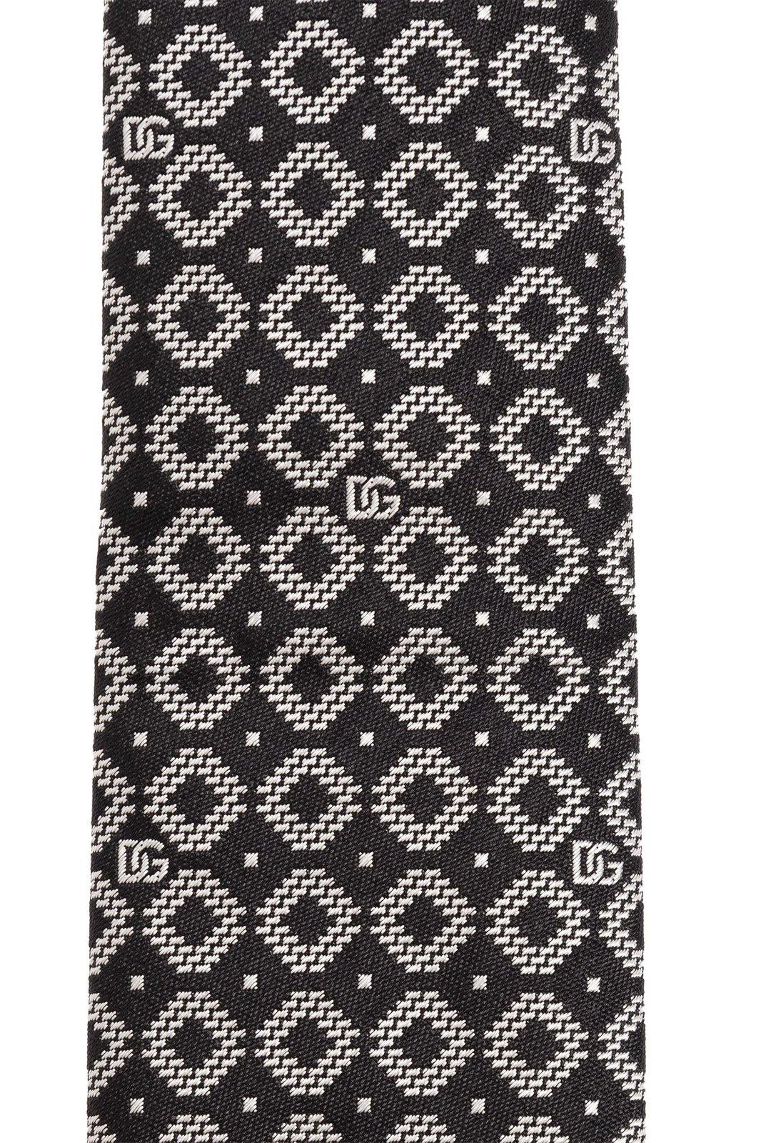 Shop Dolce & Gabbana Dg Logo Jacquard Tie In Nero Bianco