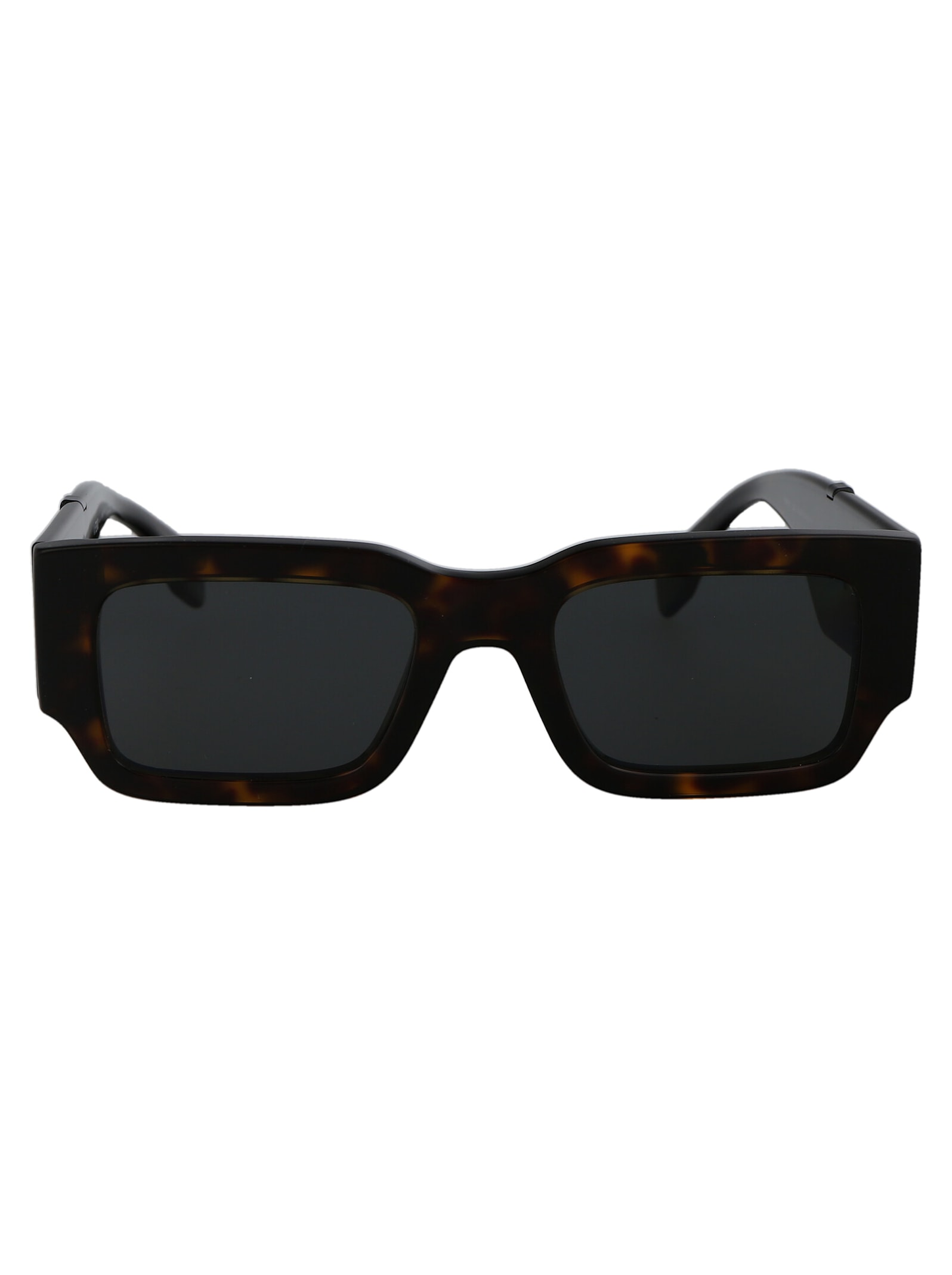 Fendi Diagonal Sunglasses In Black