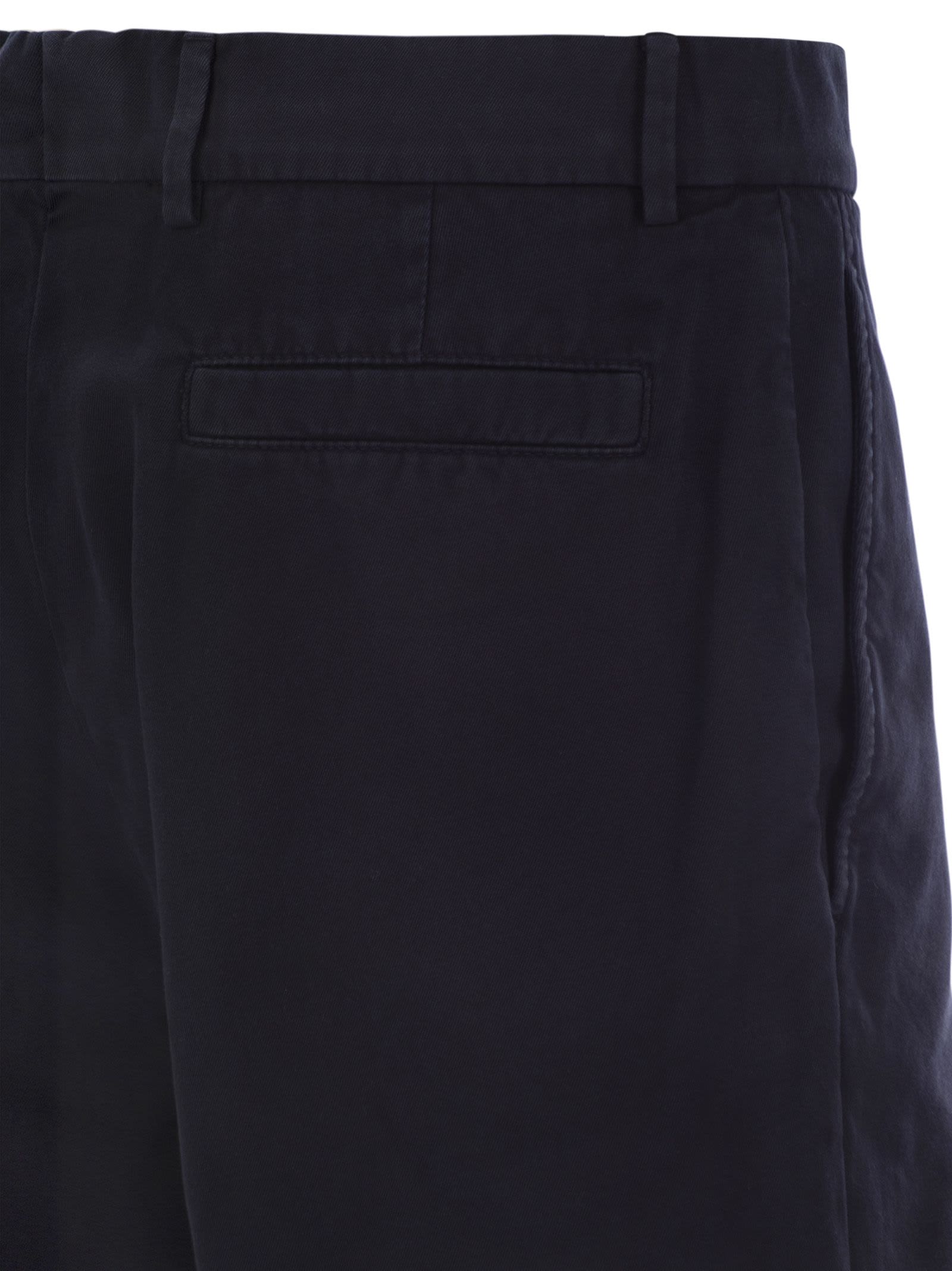 Brunello Cucinelli Classic Bermuda Shorts In Navy