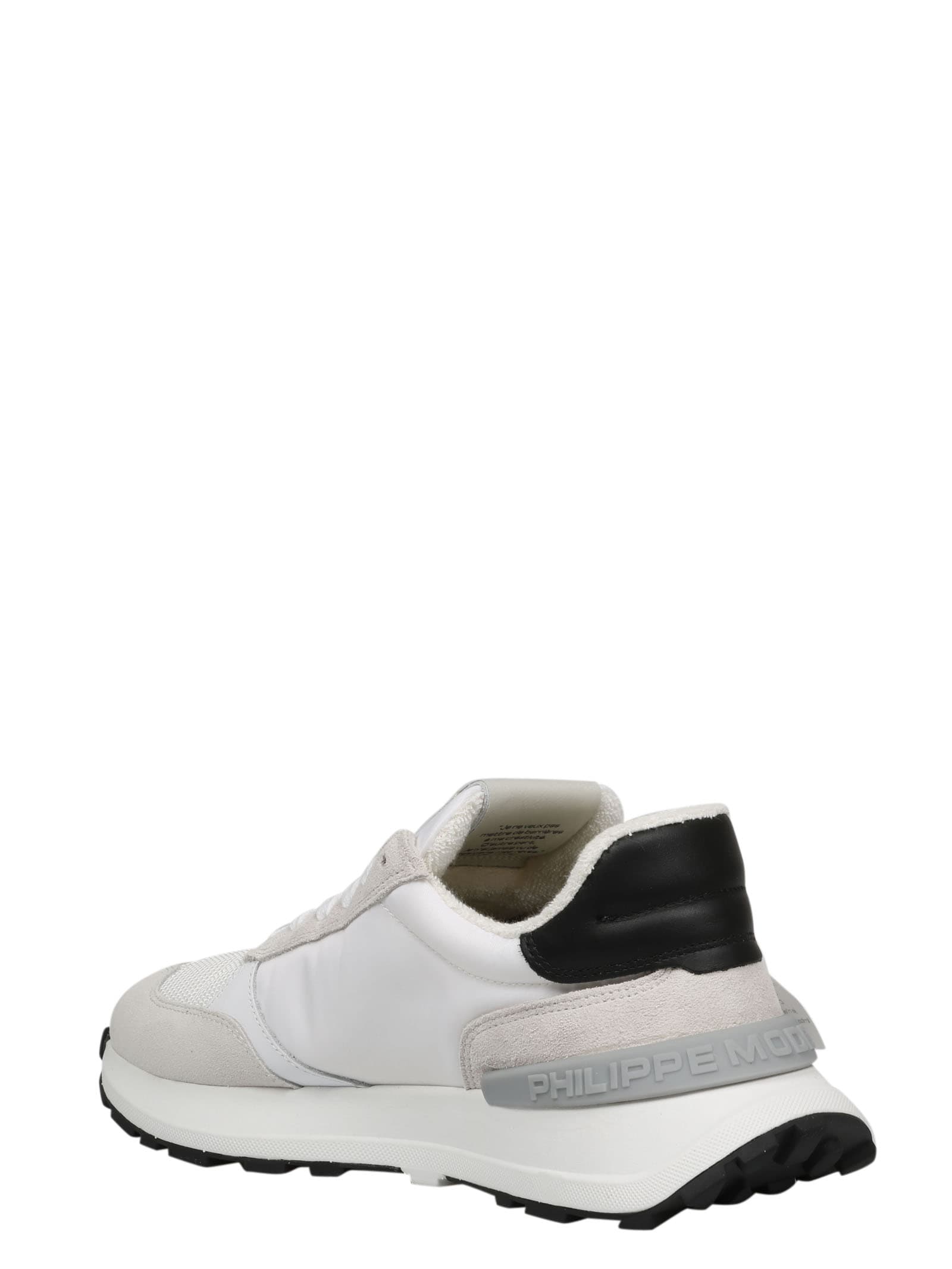 Shop Philippe Model Antibes Low Sneakers In White/grey