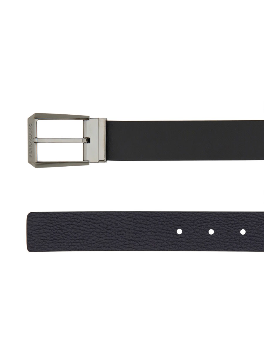 Shop Ferragamo Leather Belt In Black