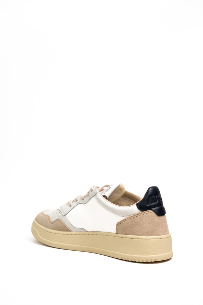 Shop Autry Medalist Low Sneakers In White/blue Leather And Suede In Leat/suede Wht/blue