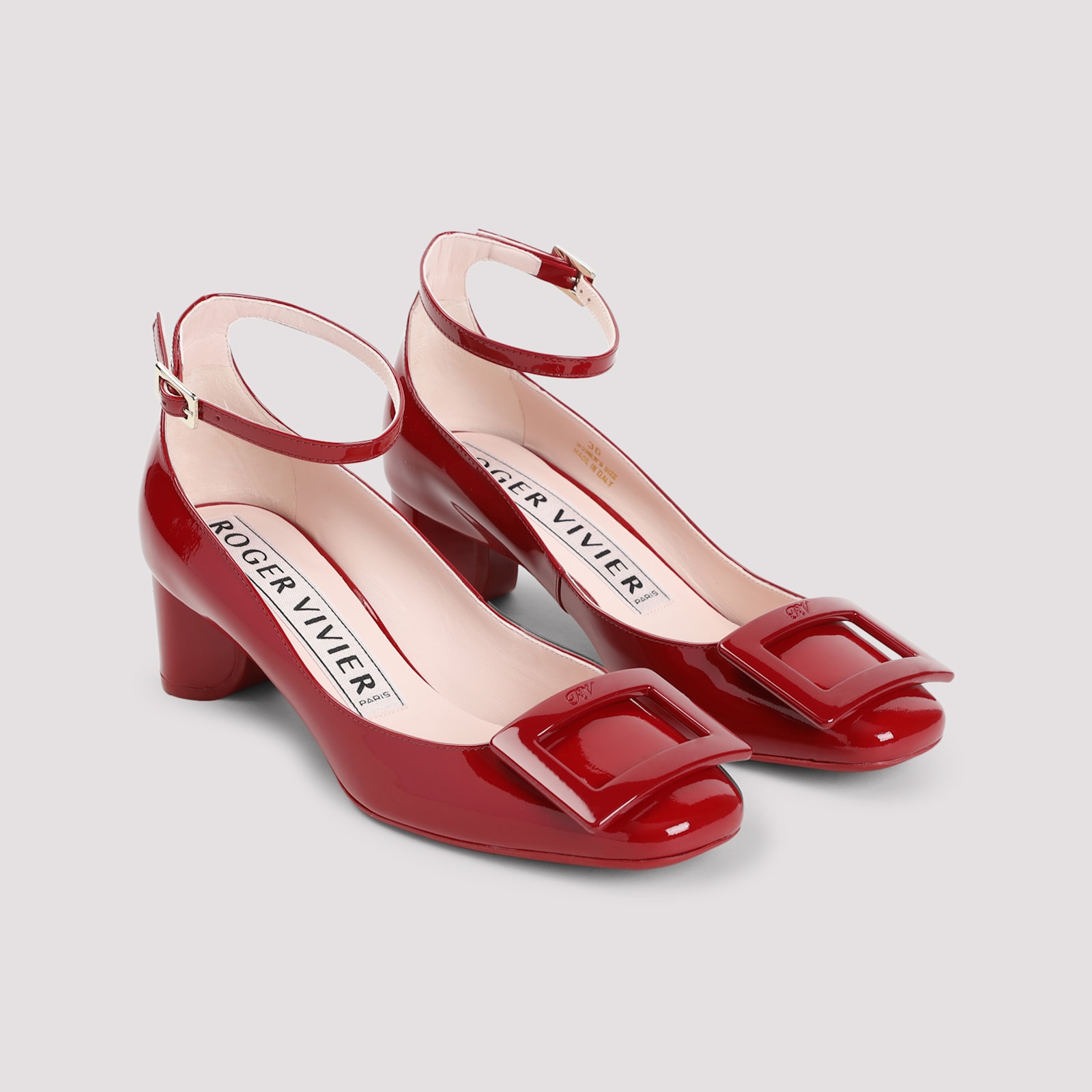 Roger Vivier Roundy Lacquered Ankle Strap Dec 45 Pumps