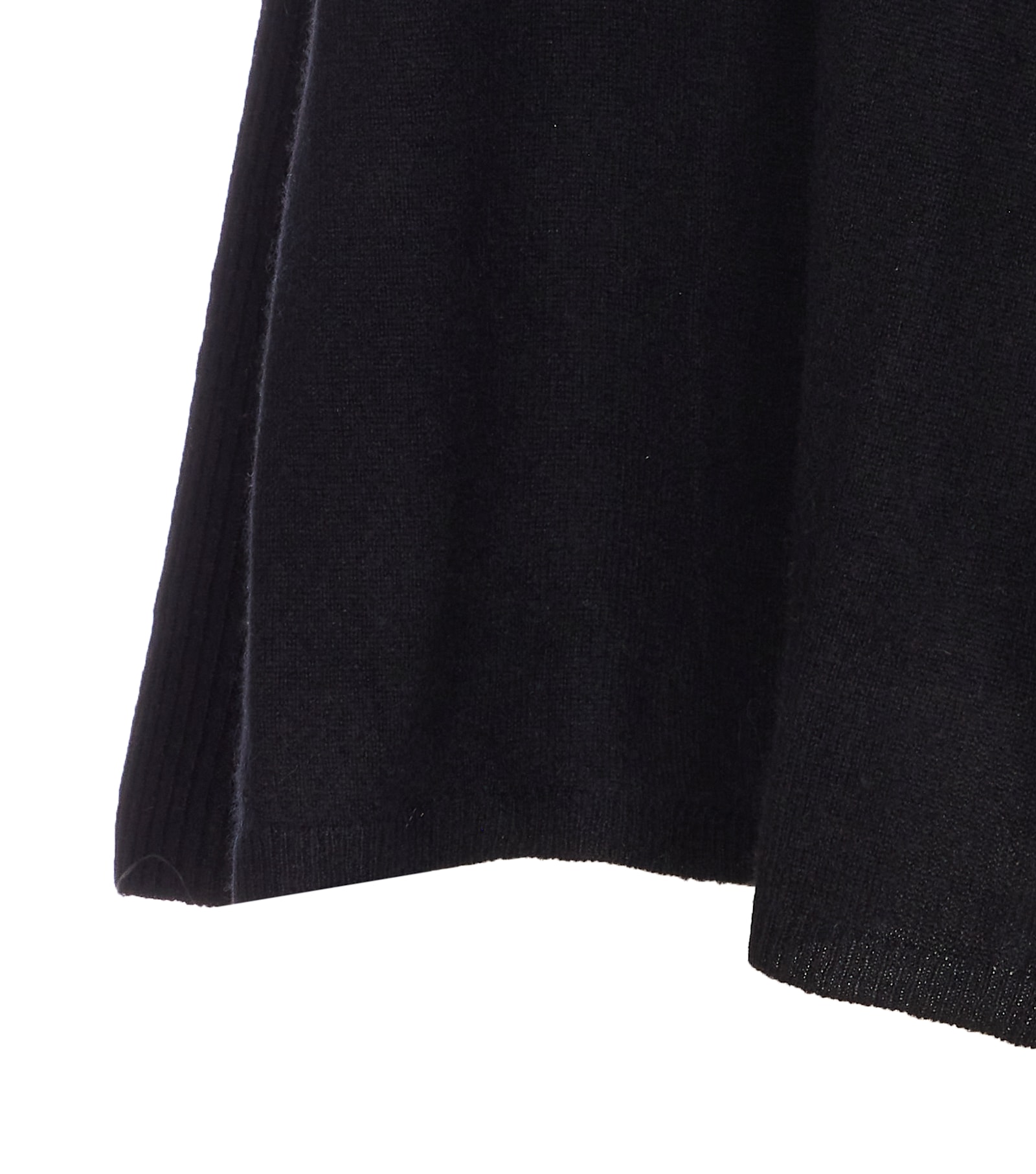 Not Shy V-neck Cashmere Sweater In Black