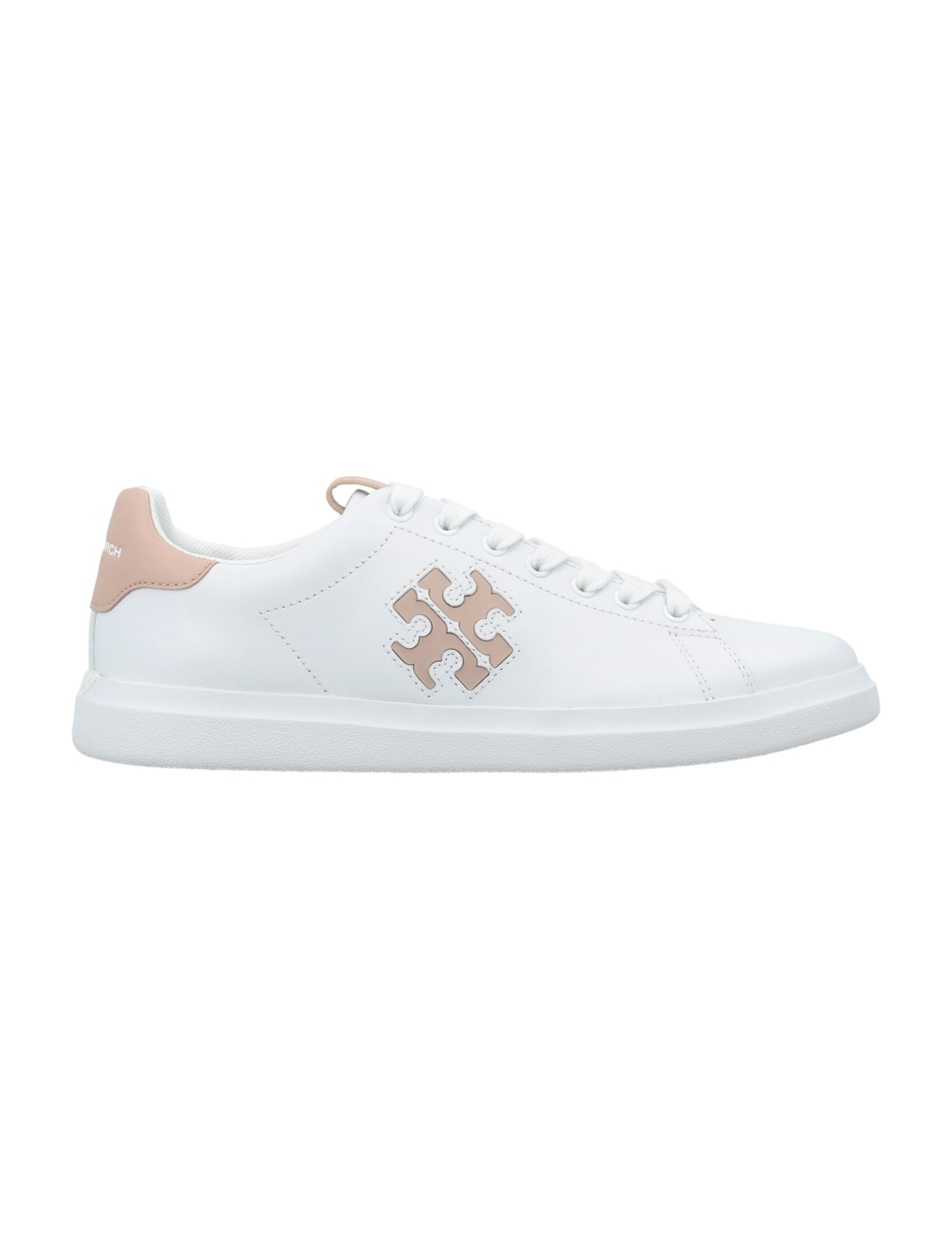 Shop Tory Burch Double T Howell Court Sneakers In Titanium White / Shell Pink