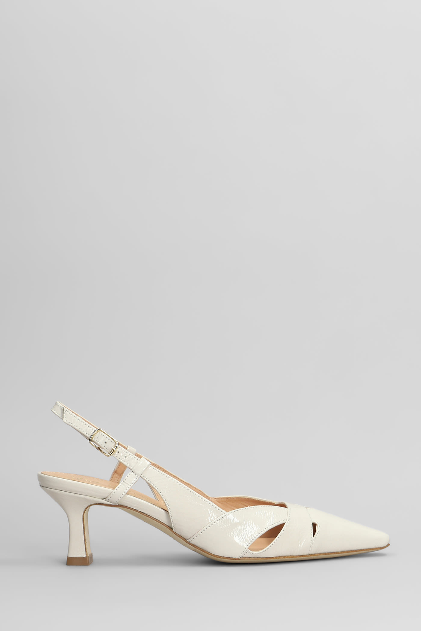 Pumps In White Leather