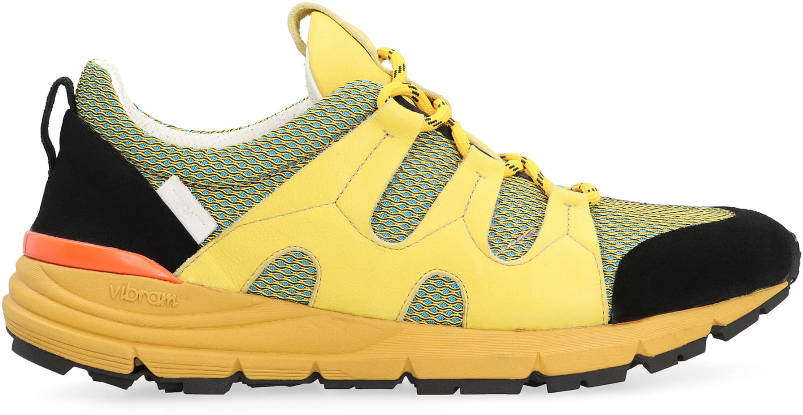 Volta Fuga Low-top Sneakers In Yellow