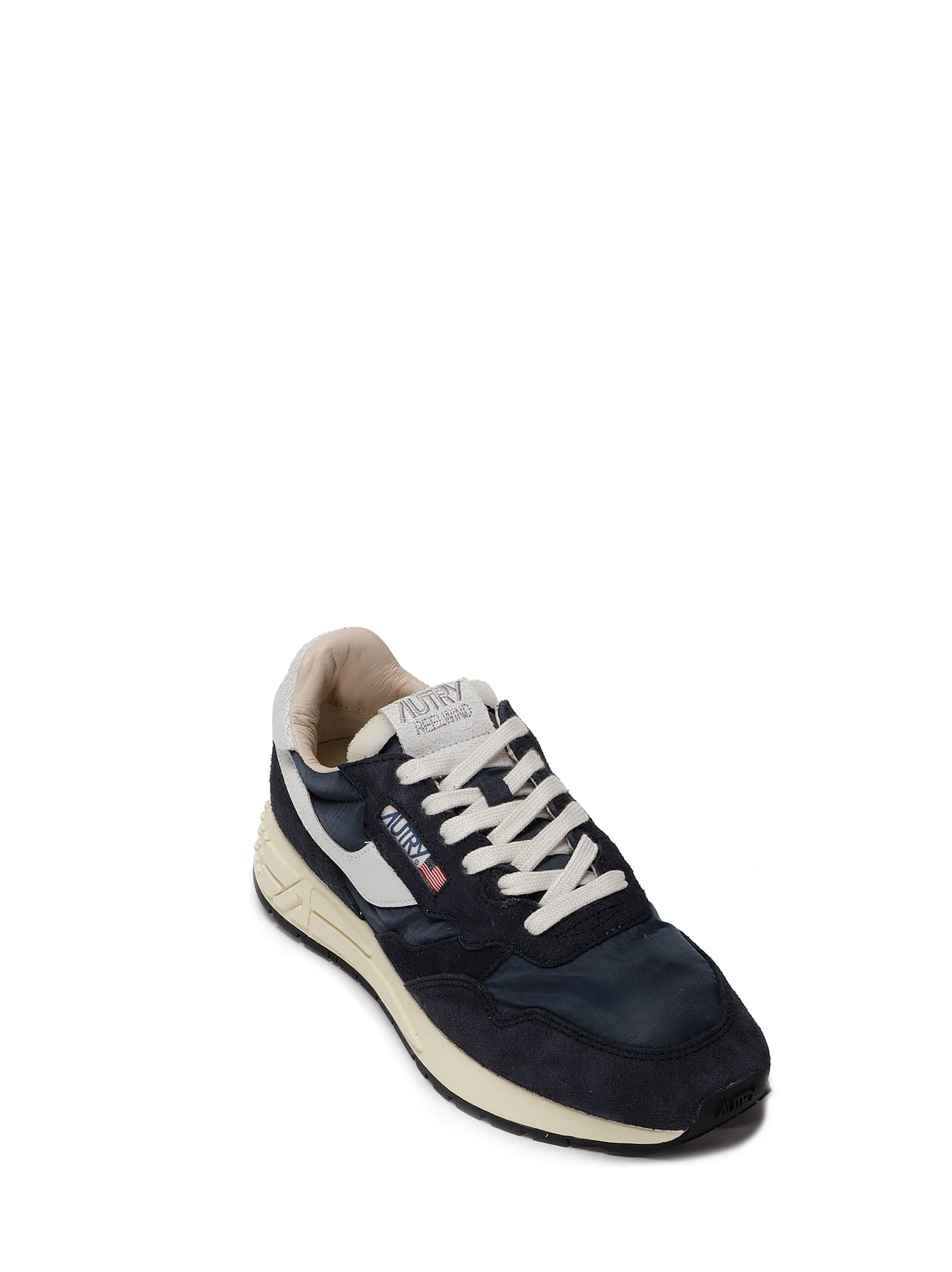 Autry Sporty Activewear Sneakers With Contrasting Logo Details In Black
