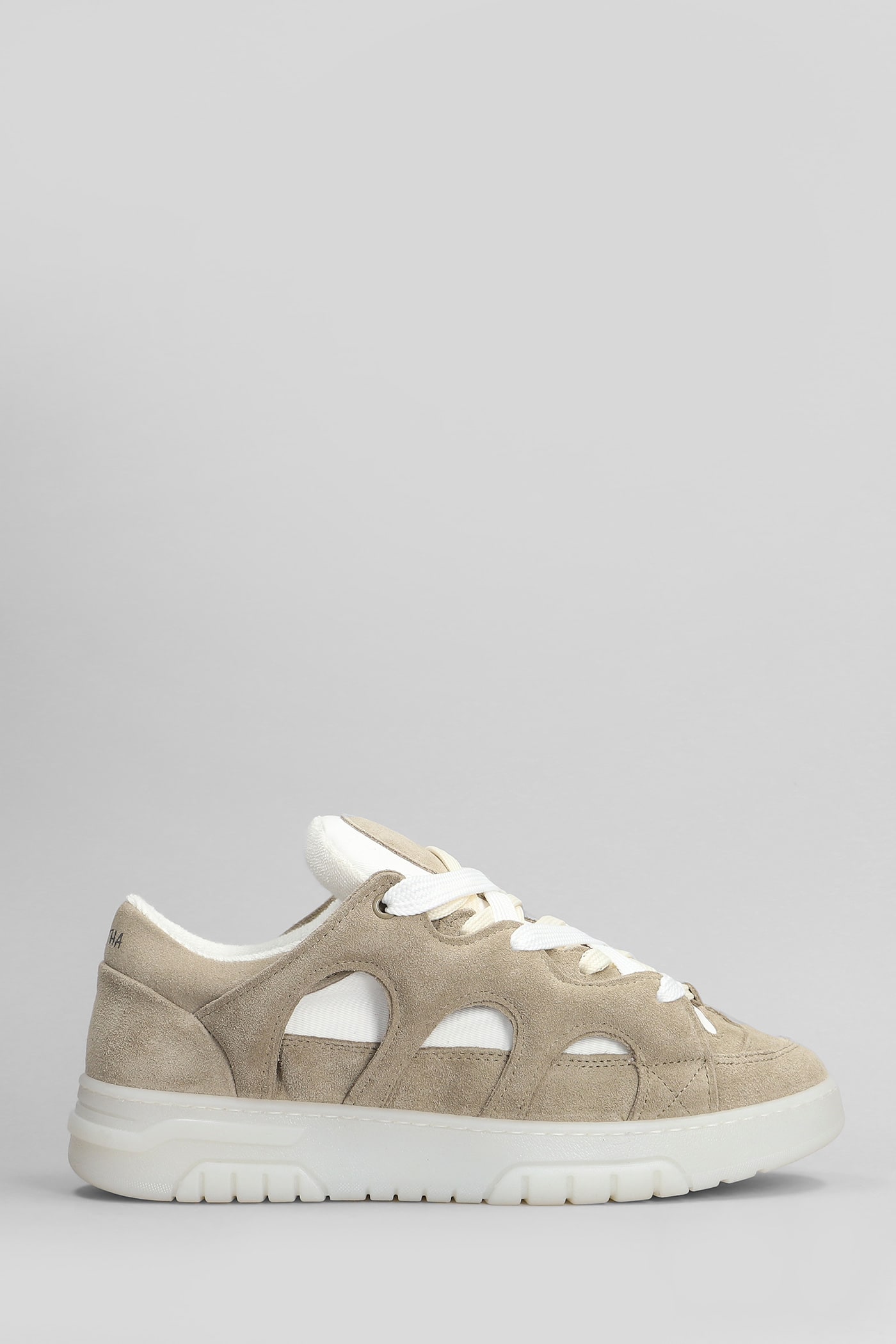Santha 1 Total Sneakers In Taupe Suede