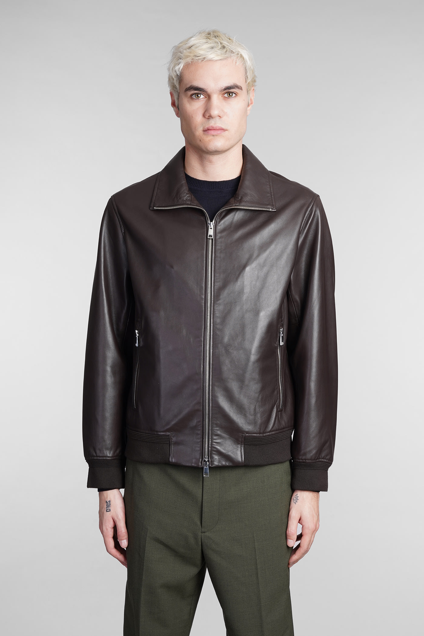 THEORY LEATHER JACKET IN BROWN LEATHER