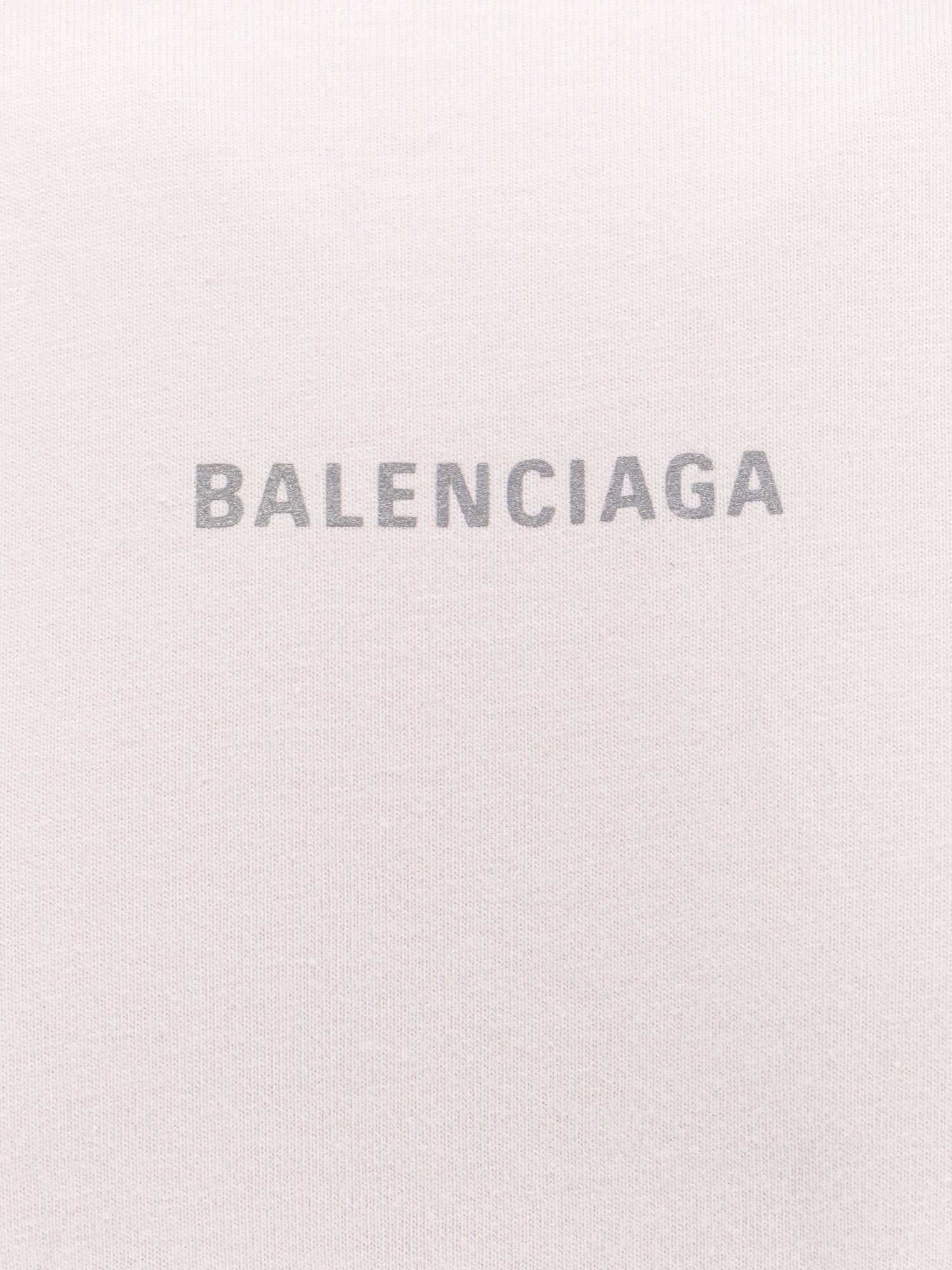 Shop Balenciaga T-shirt In Offwhite