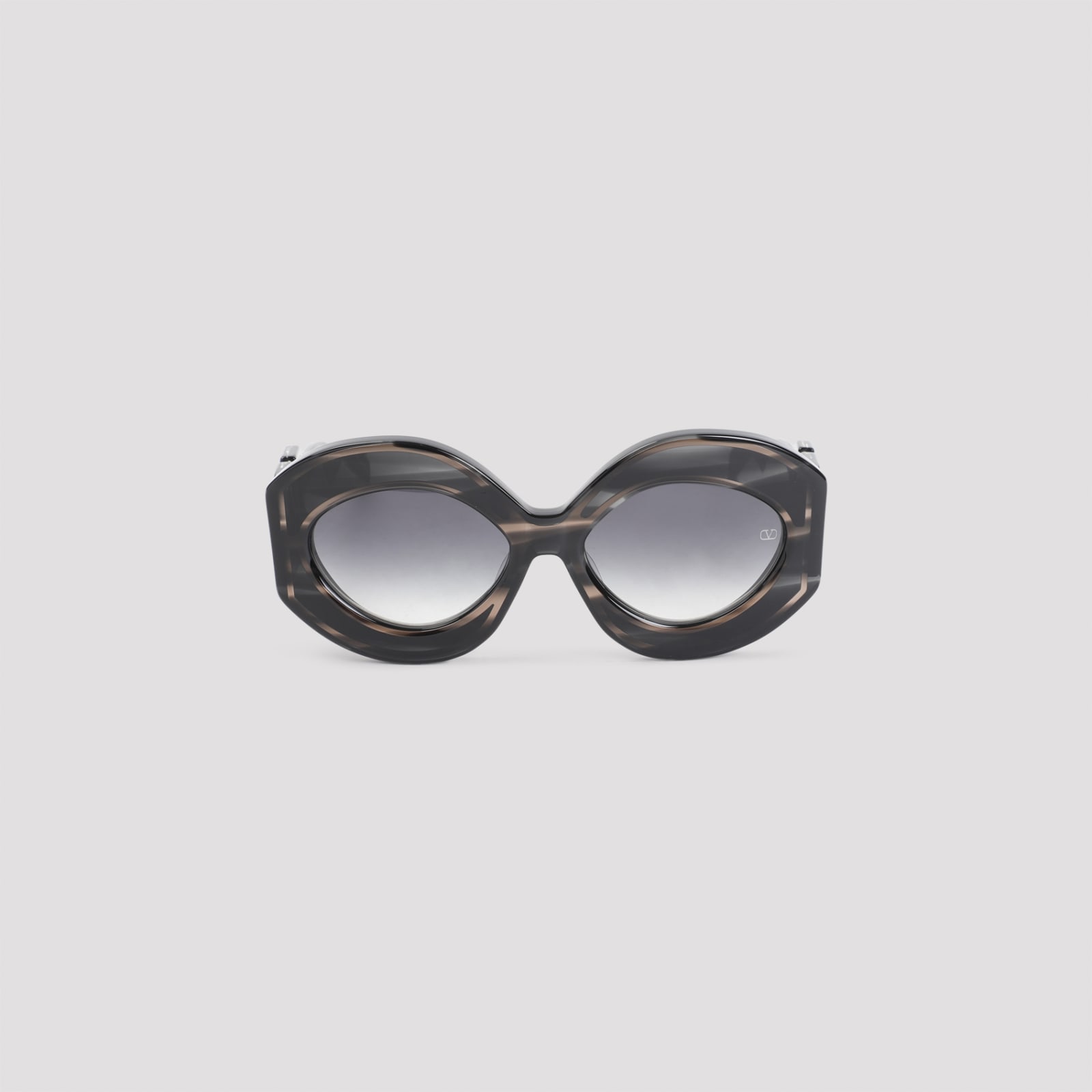 Shop Valentino V-soul Ii Sunglasses In Blk Gld