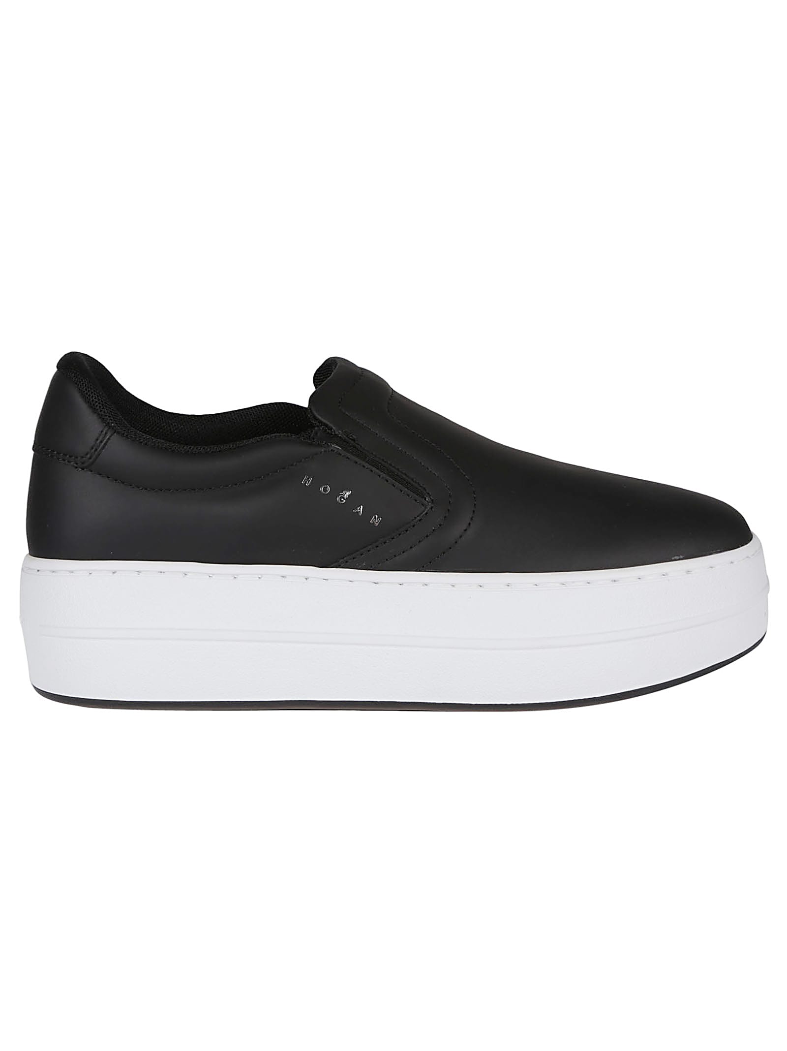 H670 Slip On Sneakers