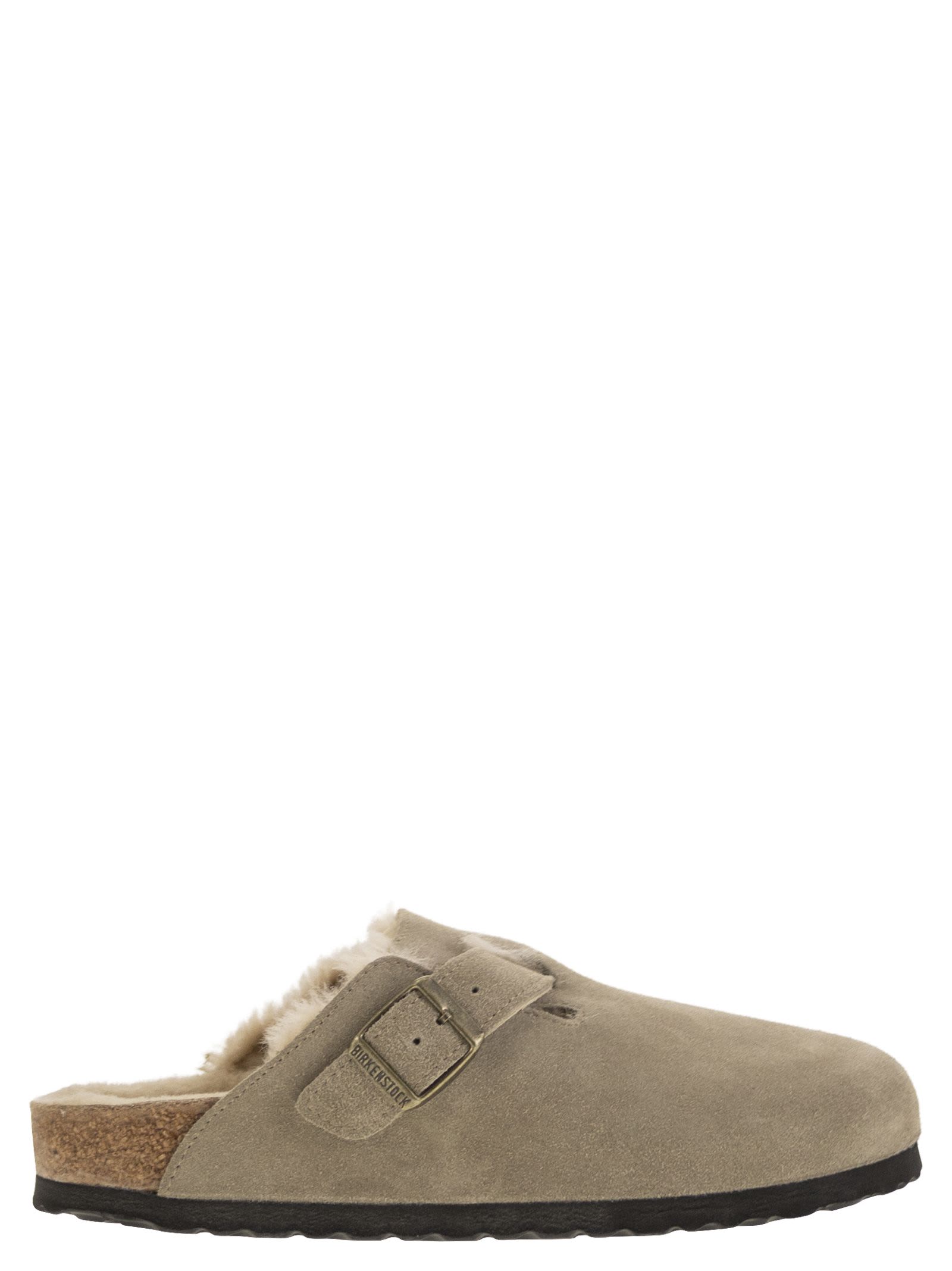 Shop Birkenstock Boston - Sabot With Fur Lining In Turtledove