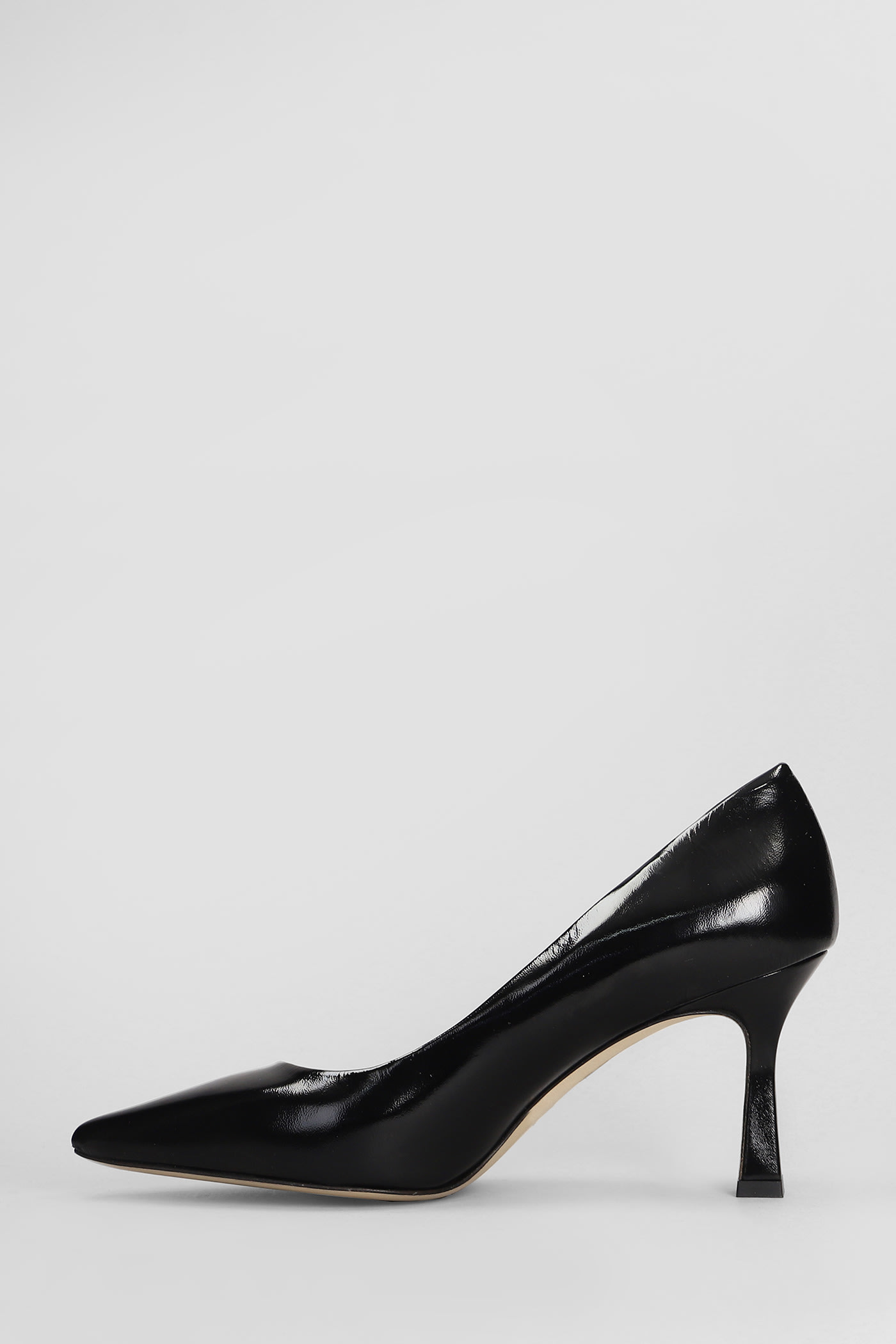 JULIE DEE PUMPS IN BLACK LEATHER 