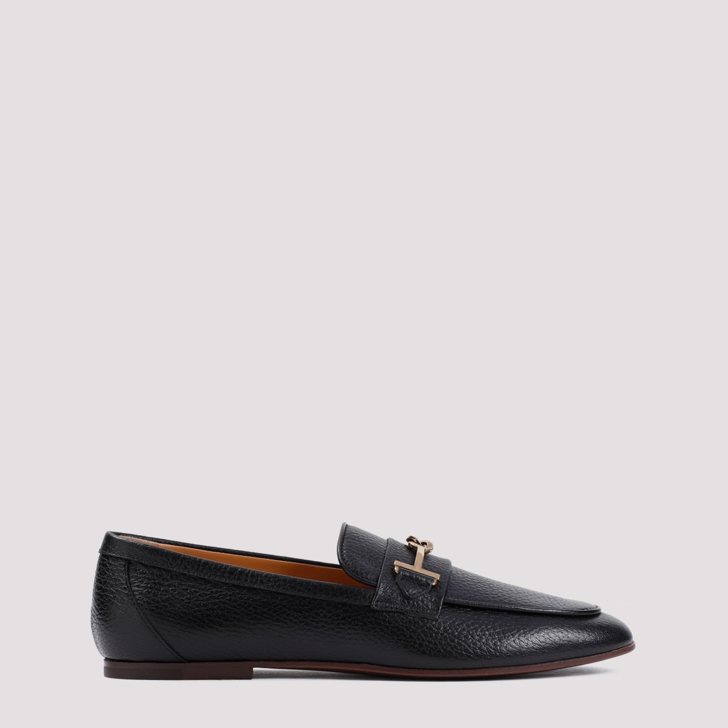 Shop Tod's T Ring Loafers In Nero