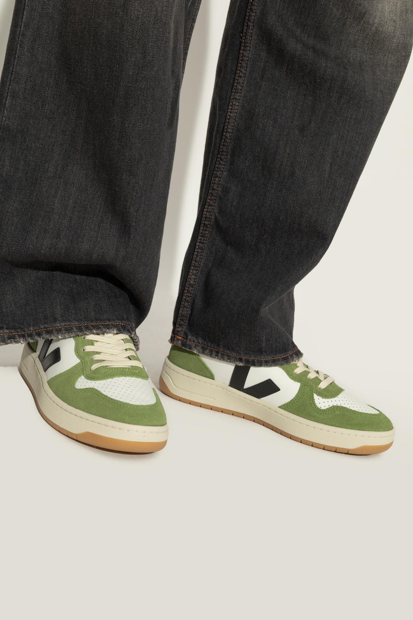 Veja V-10 Leather In Multi