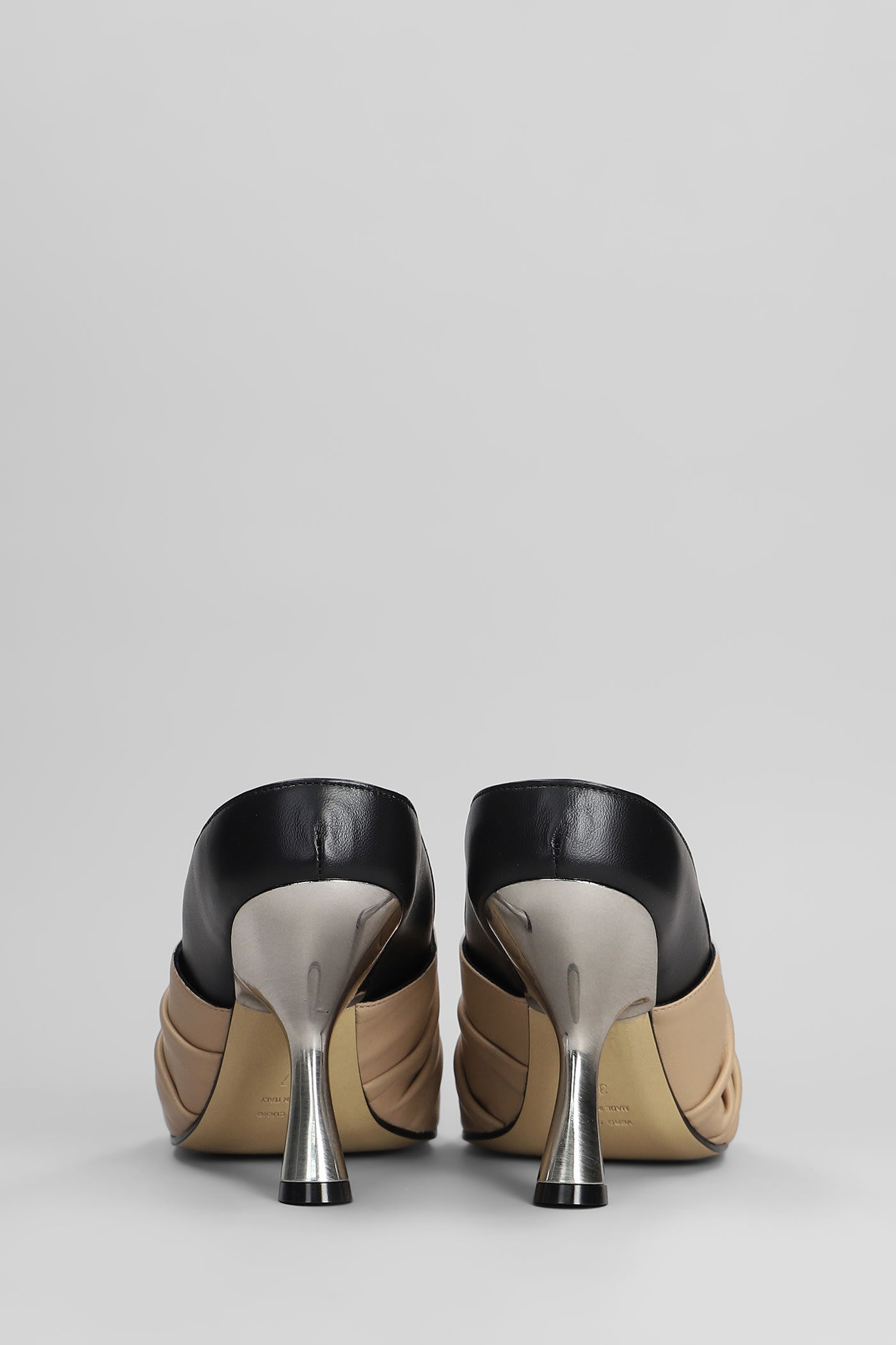 Alchimia Slipper-mule In Beige Leather