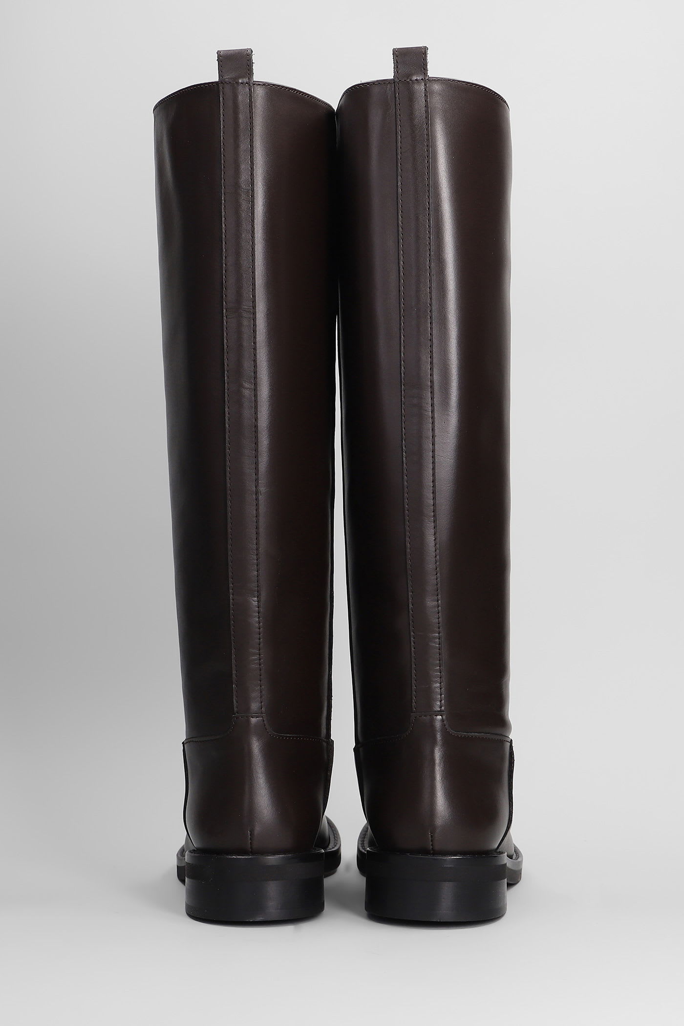 Via Roma 15 Low Heels Boots In Dark Brown Leather In Brown