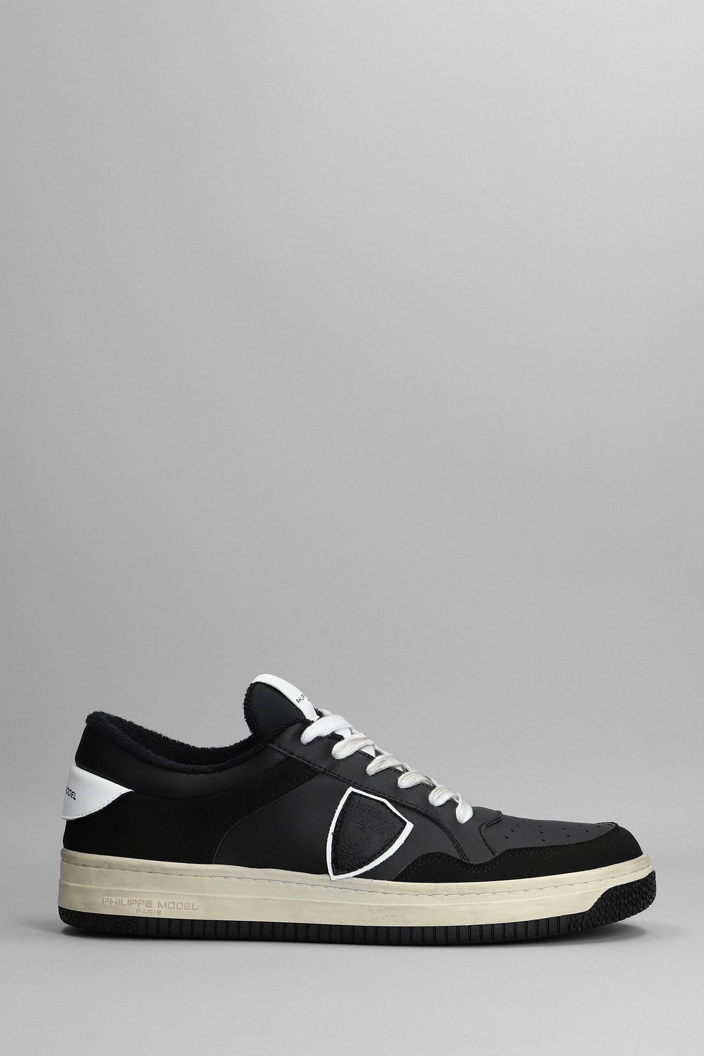 Philippe Model Lyon Sneakers In Black Suede And Leather
