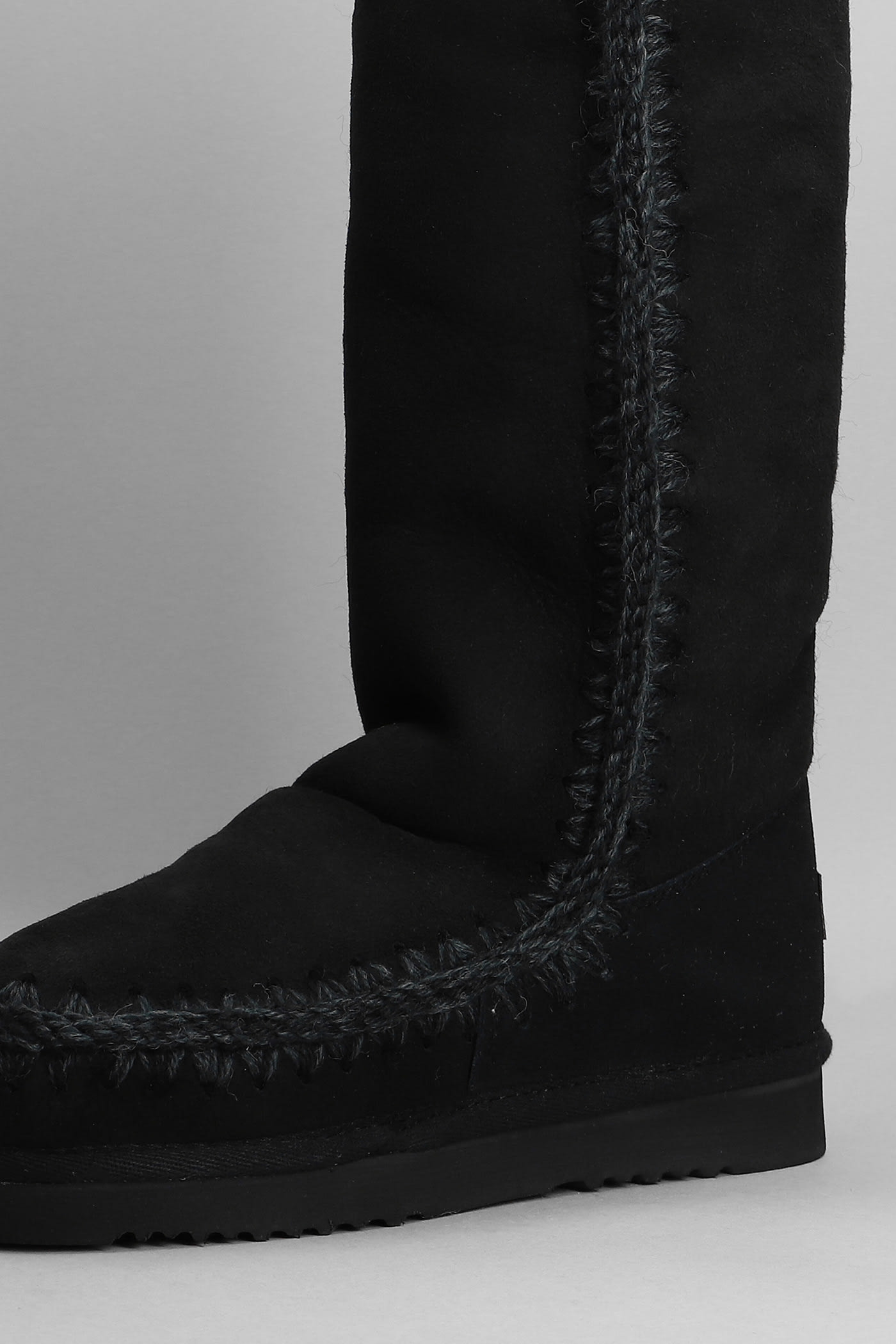 Shop Mou Eskimo 40 Low Heels Boots In Black Suede