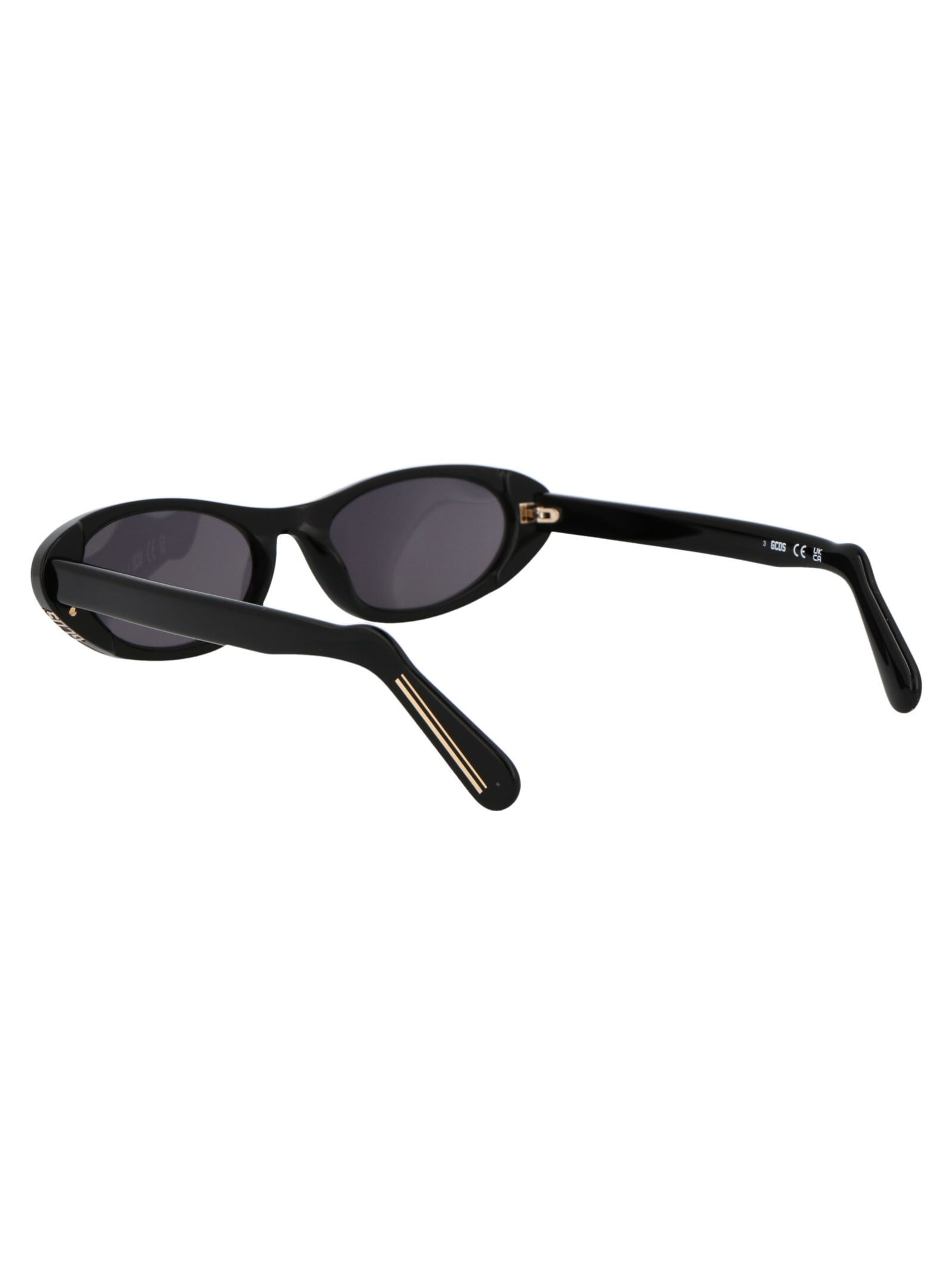 Shop Gcds Gd0021 Sunglasses In 01a Black