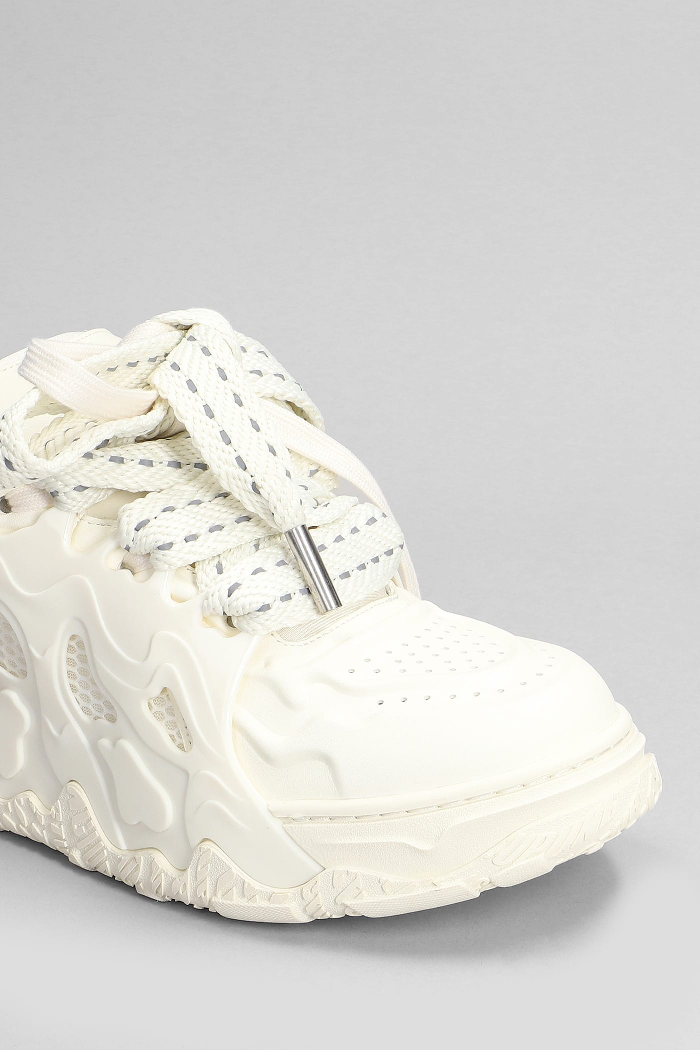 Shop Acupuncture Acu Vlc Sneakers In Beige Leather