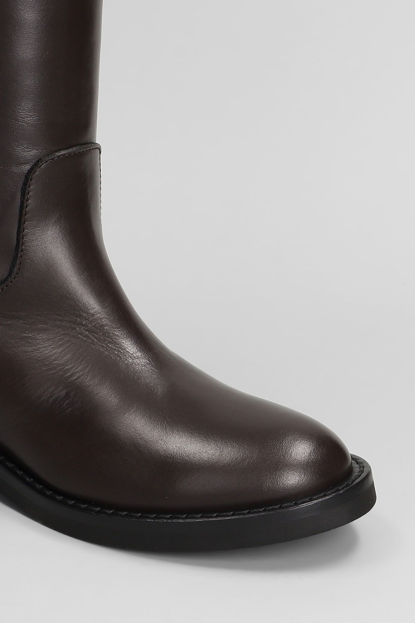 Via Roma 15 Low Heels Boots In Dark Brown Leather In Brown