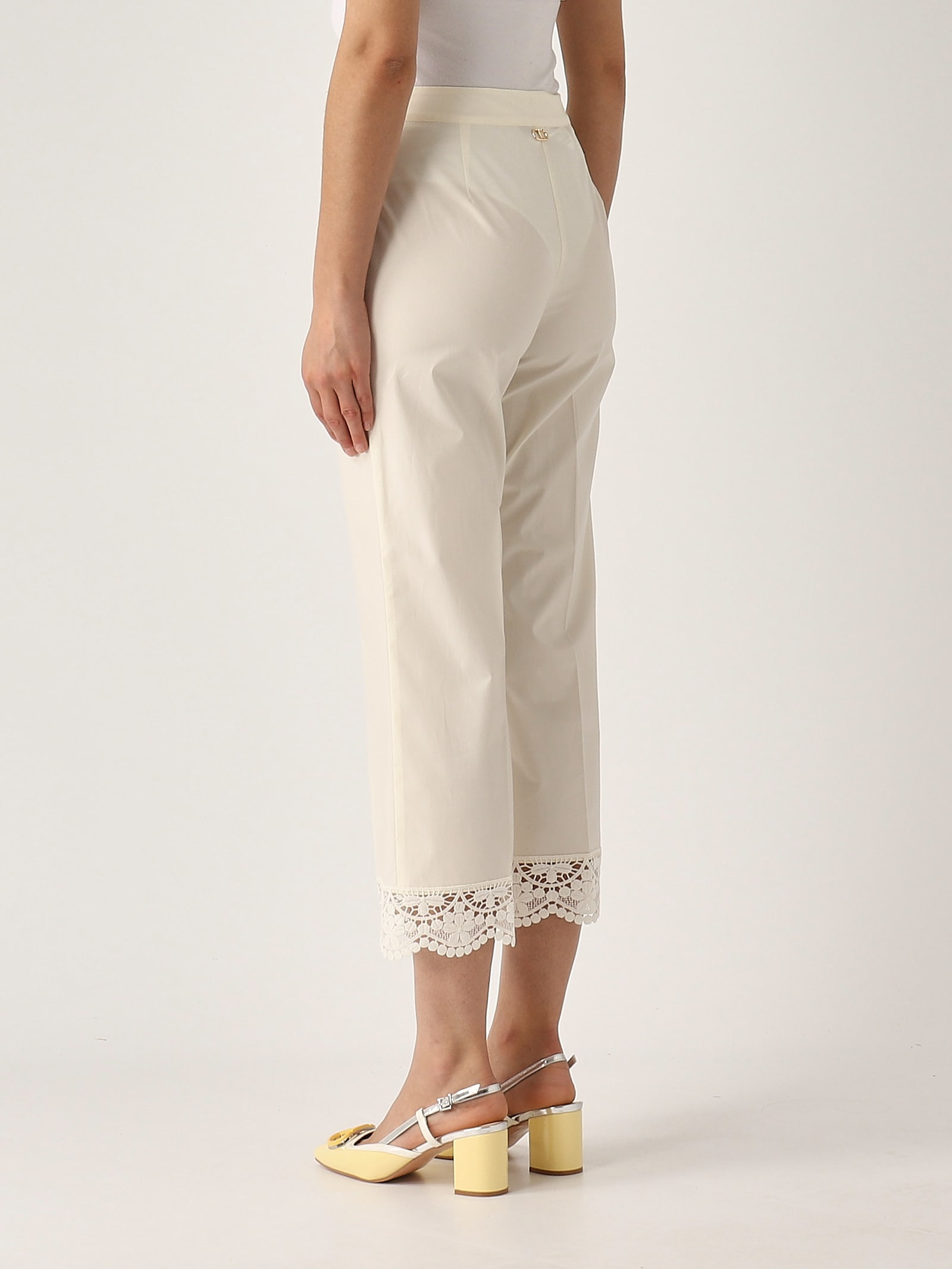 Twinset Cotone Trousers In Neve