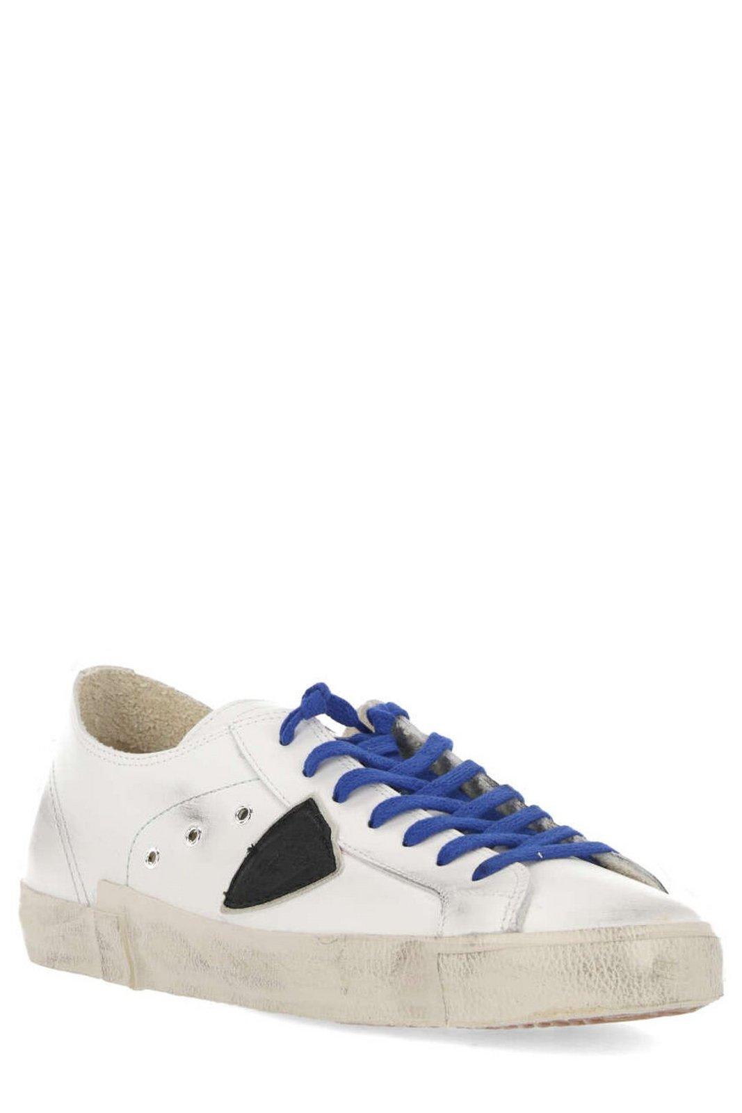 Shop Philippe Model Logo Patch Low-top Sneakers In Bianco