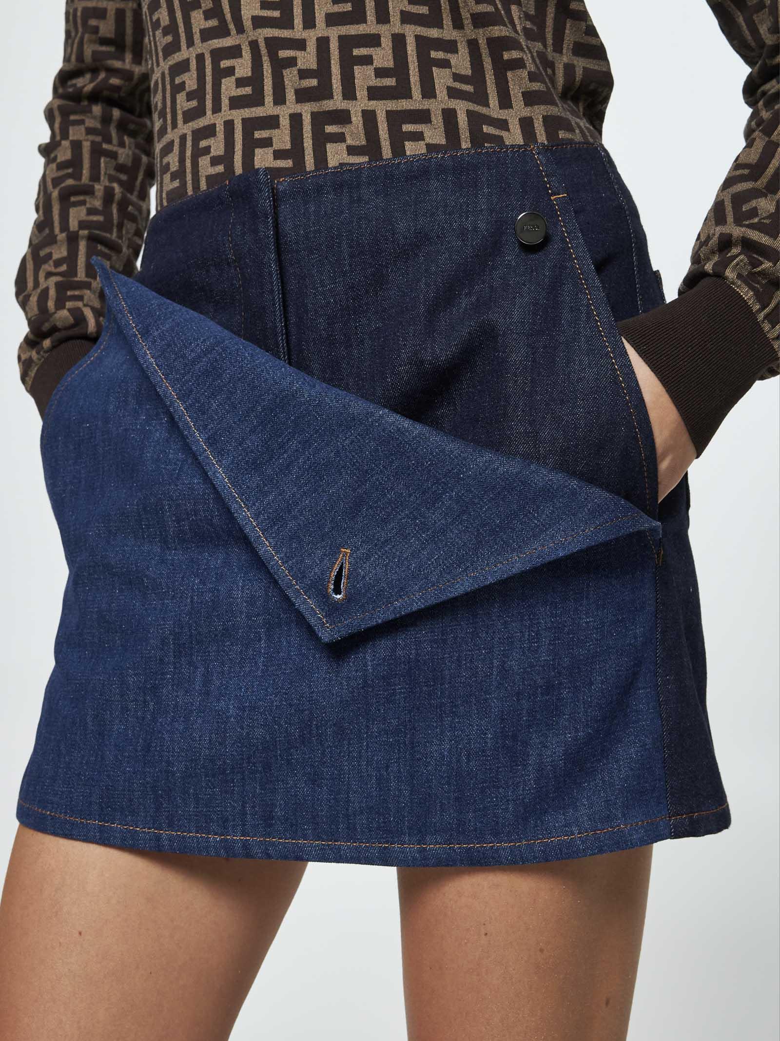 Shop Fendi Two-tone Denim Skorts In Blu