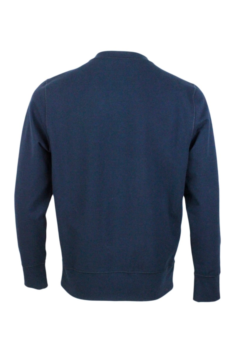 Shop Kiton Crewneck Sweatshirt In Soft And Fine Long-sleeved Stretch Cotton With Logo Lettering On The Front In Blu