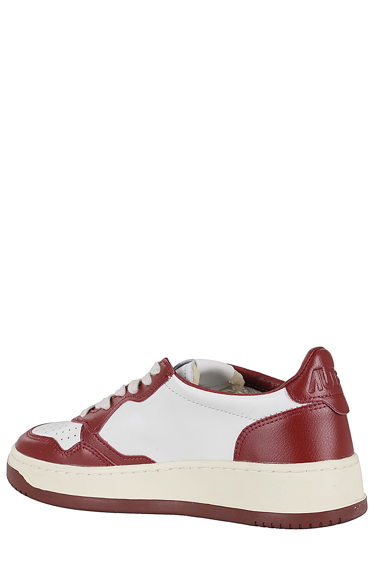 Shop Autry Medalist Low Wom In Wht Syrah