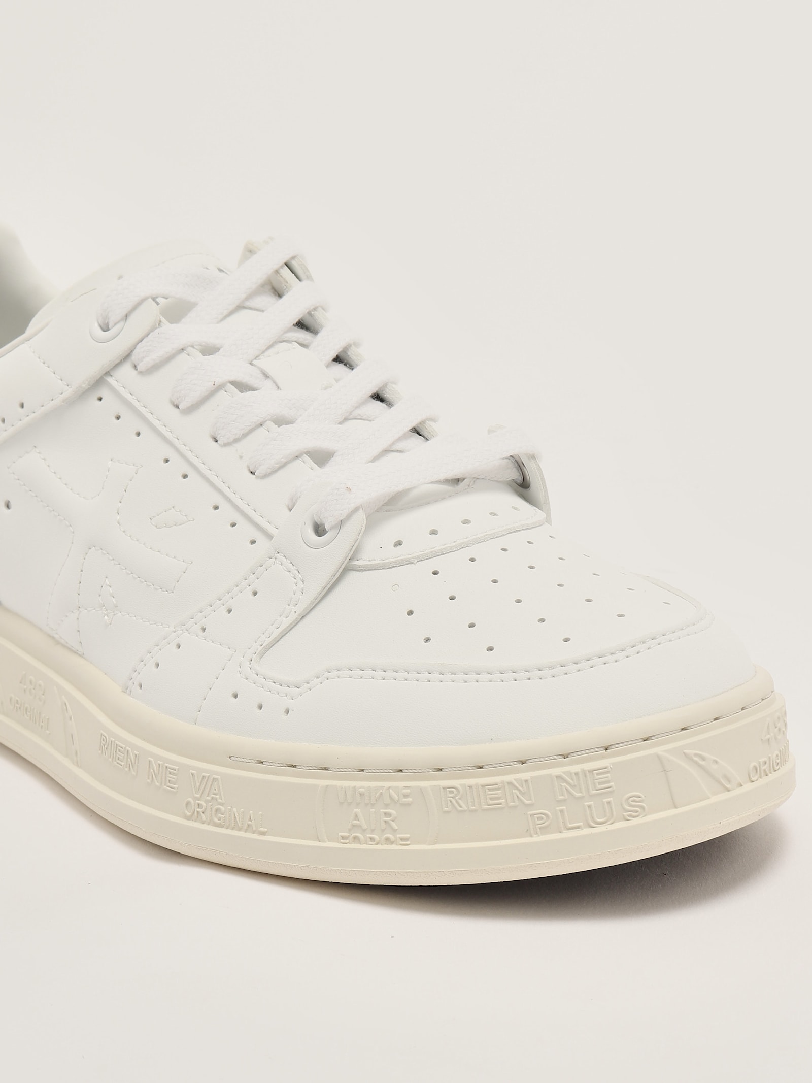 Premiata Quinn Var 7500 Sneaker In White