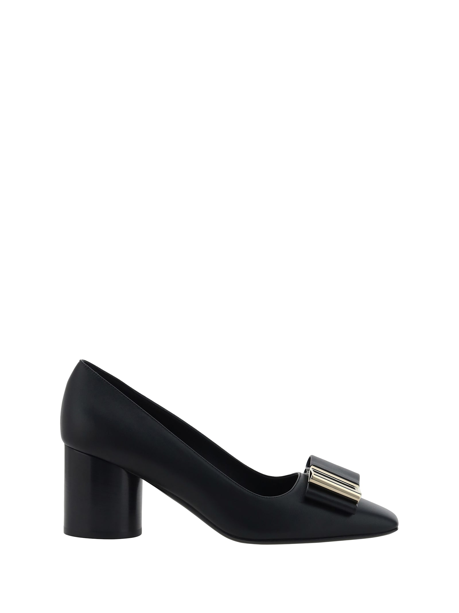Shop Ferragamo Pumps In Black
