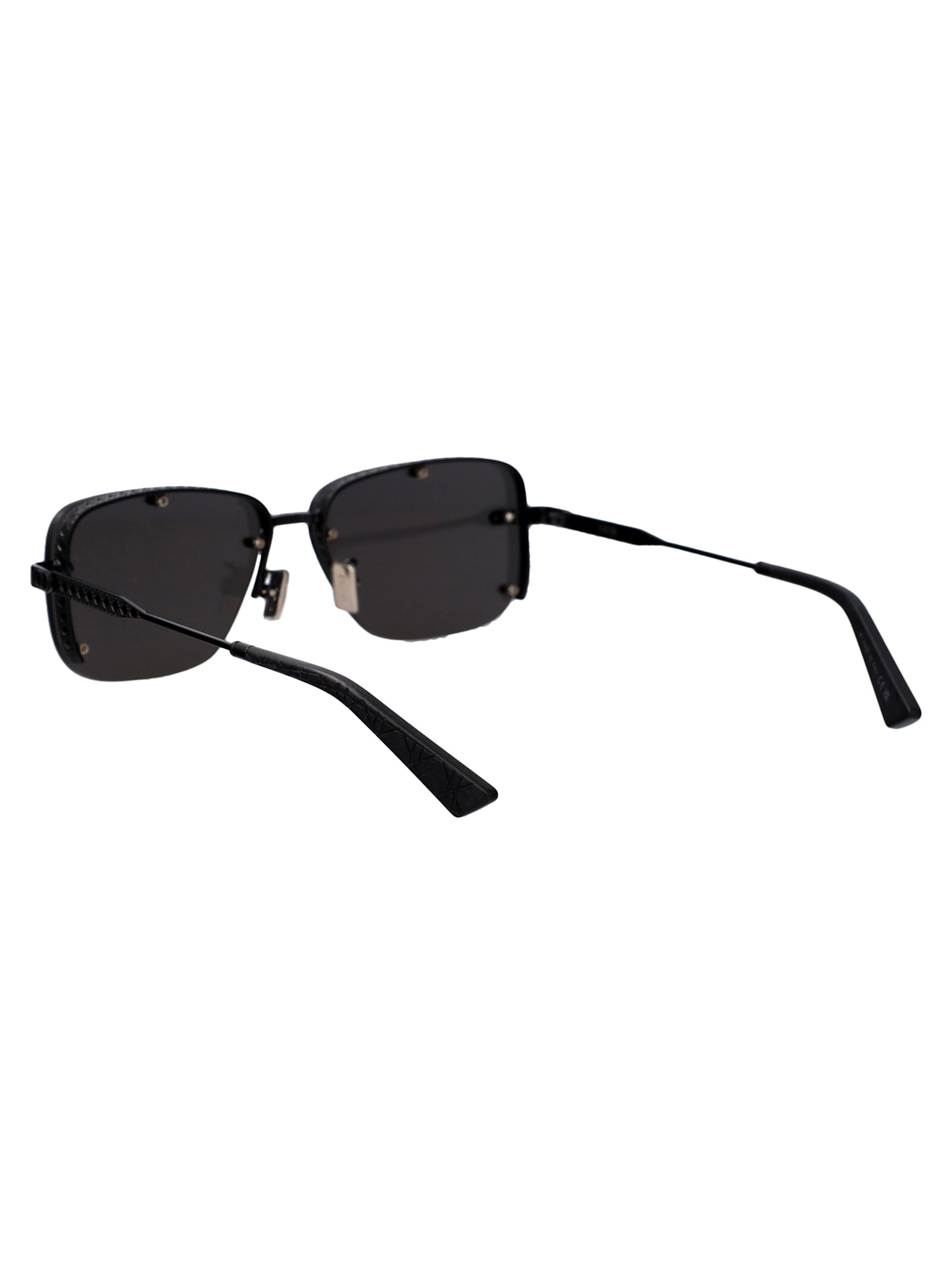 Shop Dior Neo Sunglasses In Black