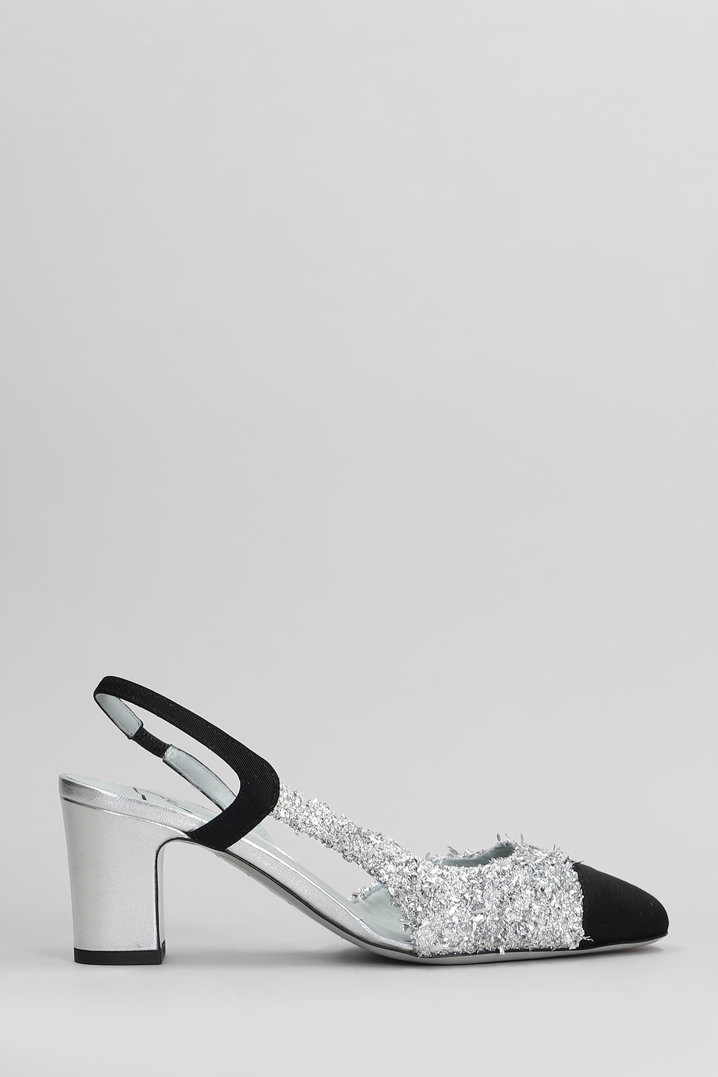 Shirley Pumps In Silver Leather And Fabric