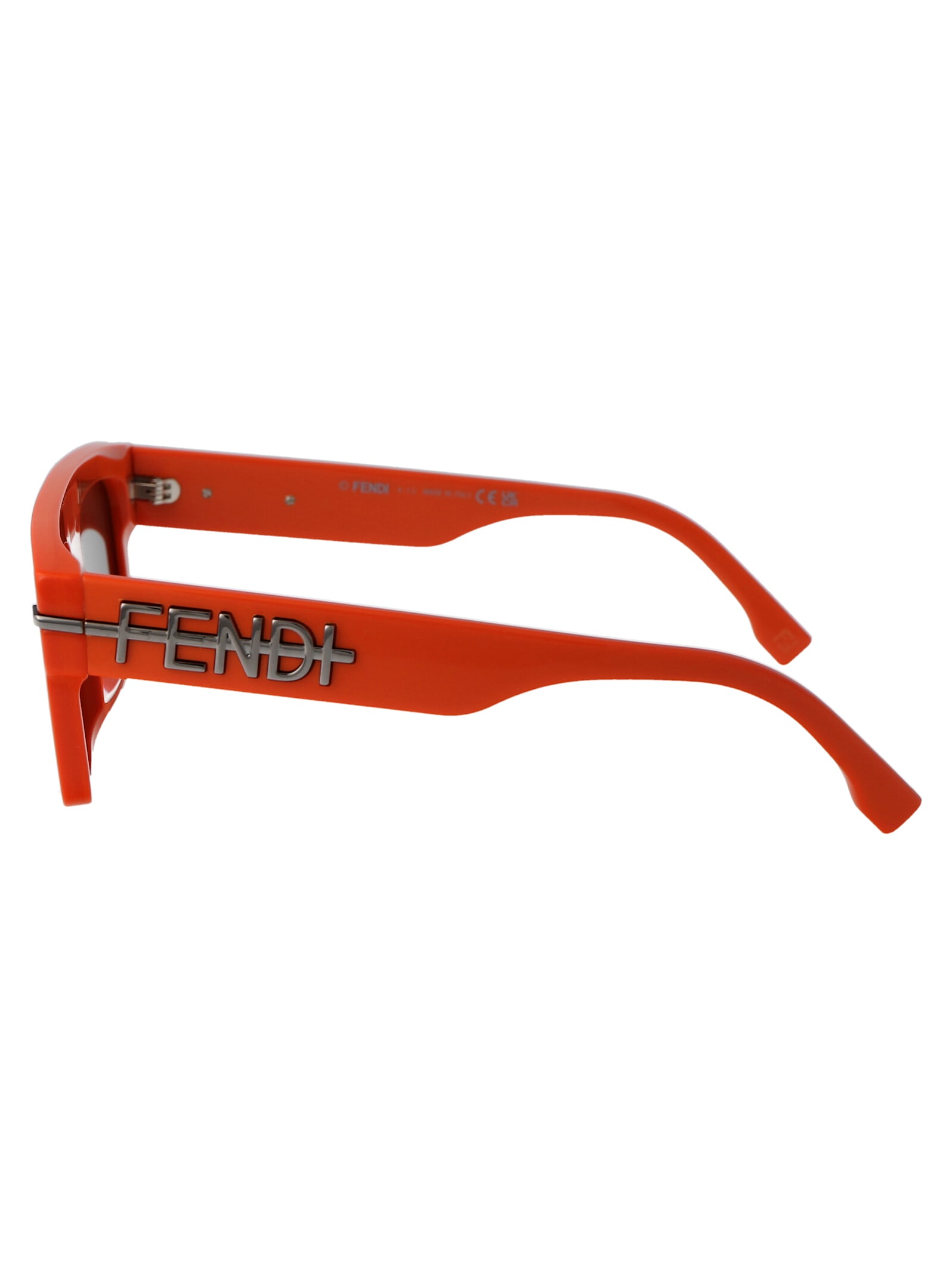 Shop Fendi Fe40091u Sunglasses In 52e Havana