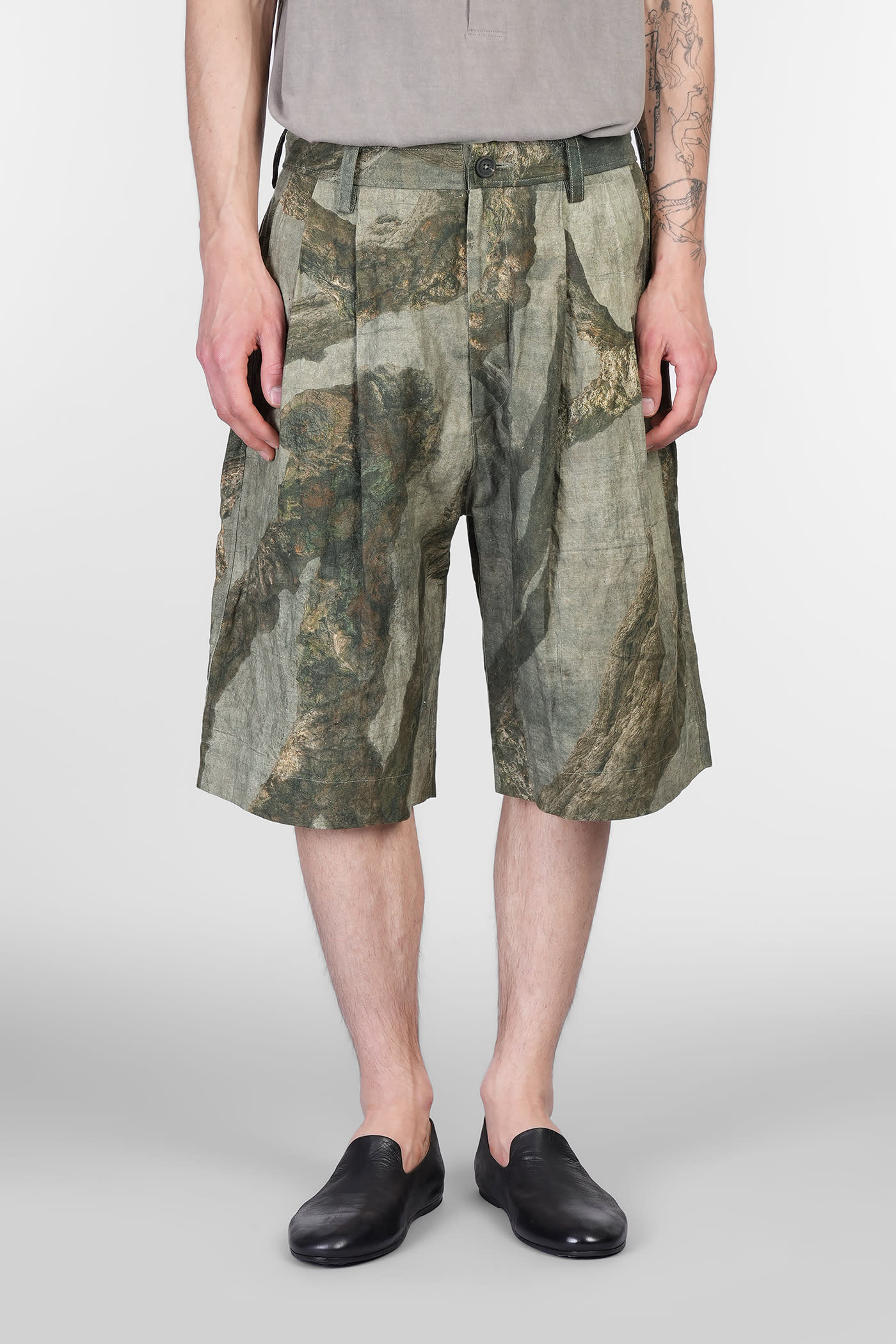 Shorts In Green Chanvre